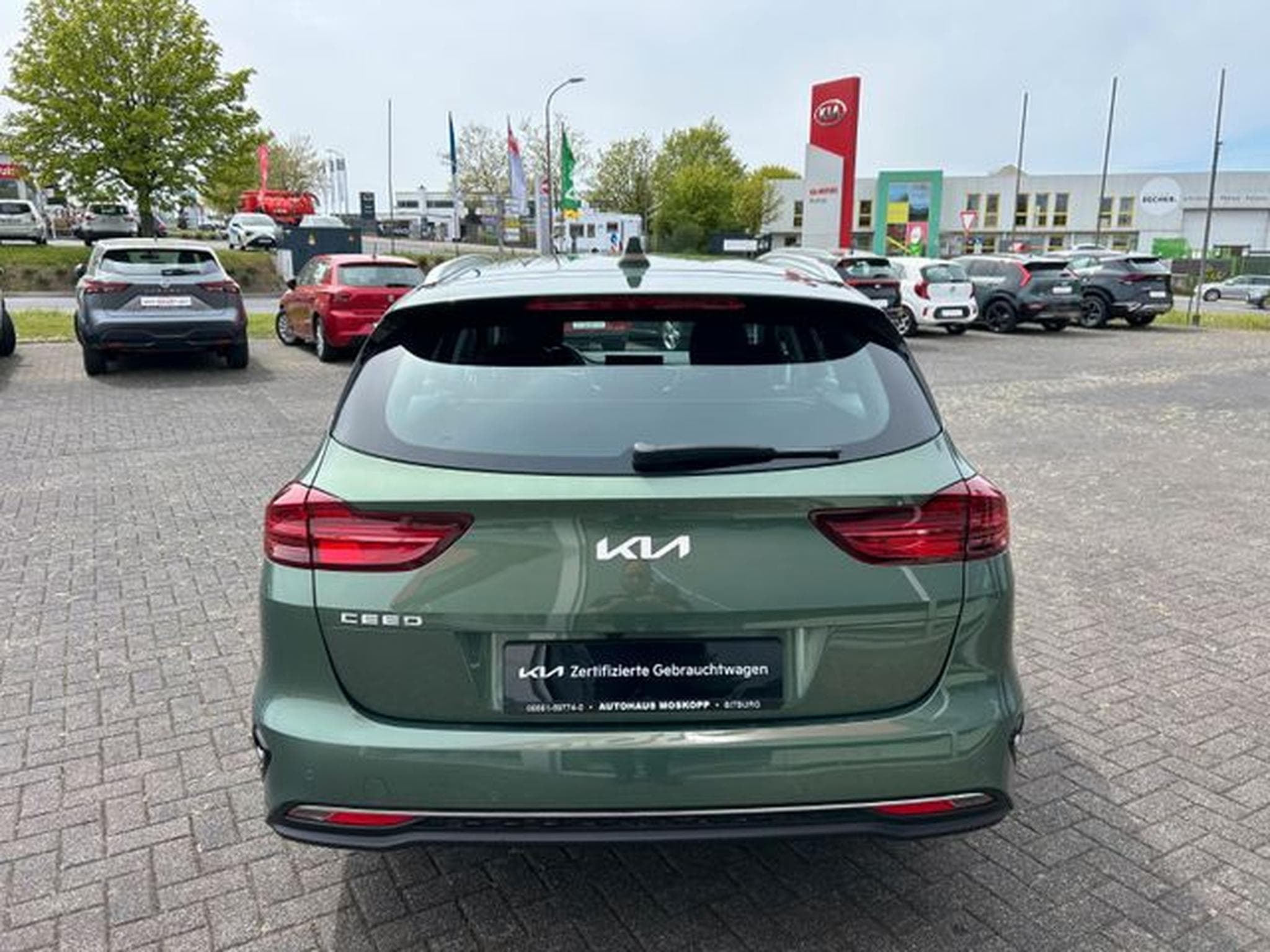 Kia Ceed Ceed SW 1,5T DCT Spirit Navi LED Kamera JBL  SHZ (2025) - Photo 6
