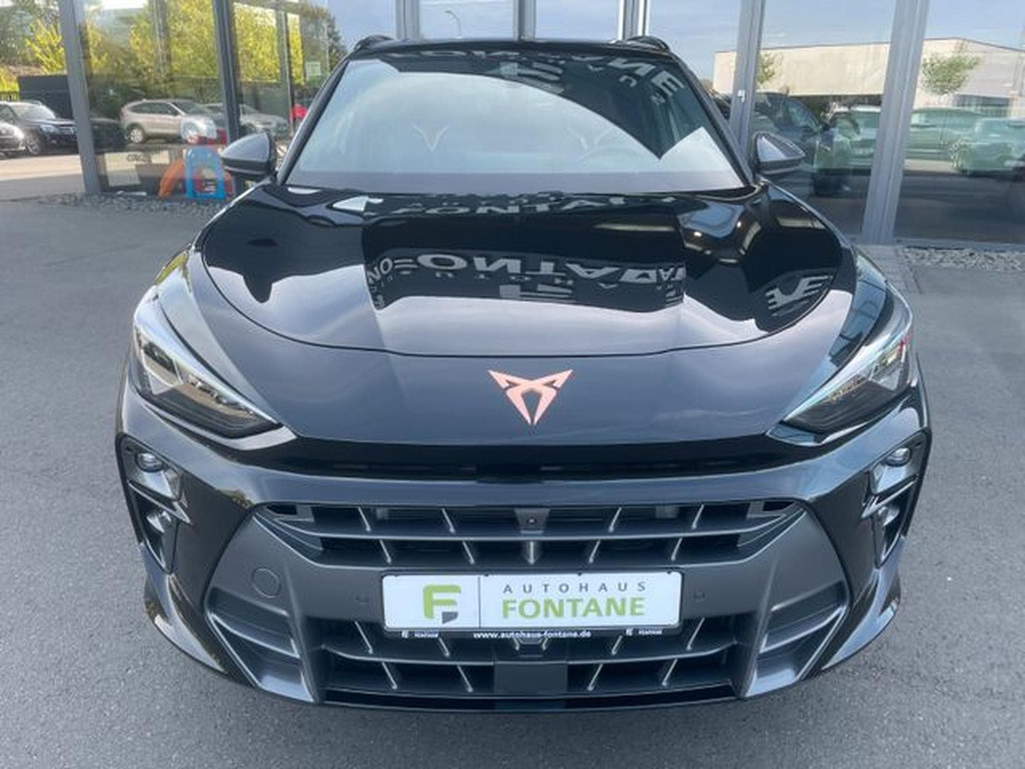 Cupra Terramar Terramar PHEV eHybrid 200kW VZ Schalensitz Stand (2025) - Photo 3