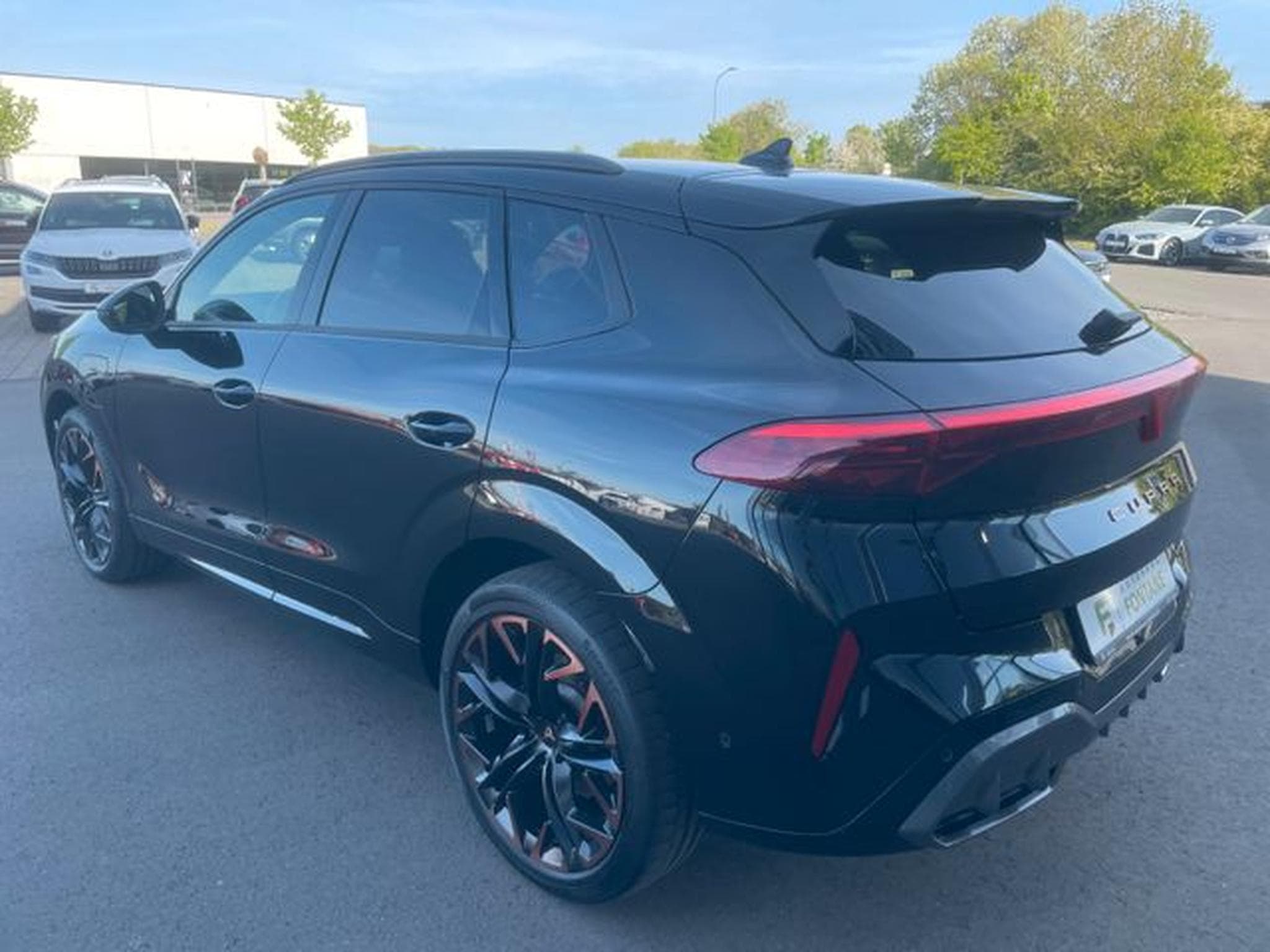 Cupra Terramar Terramar PHEV eHybrid 200kW VZ Schalensitz Stand (2025) - Photo 8