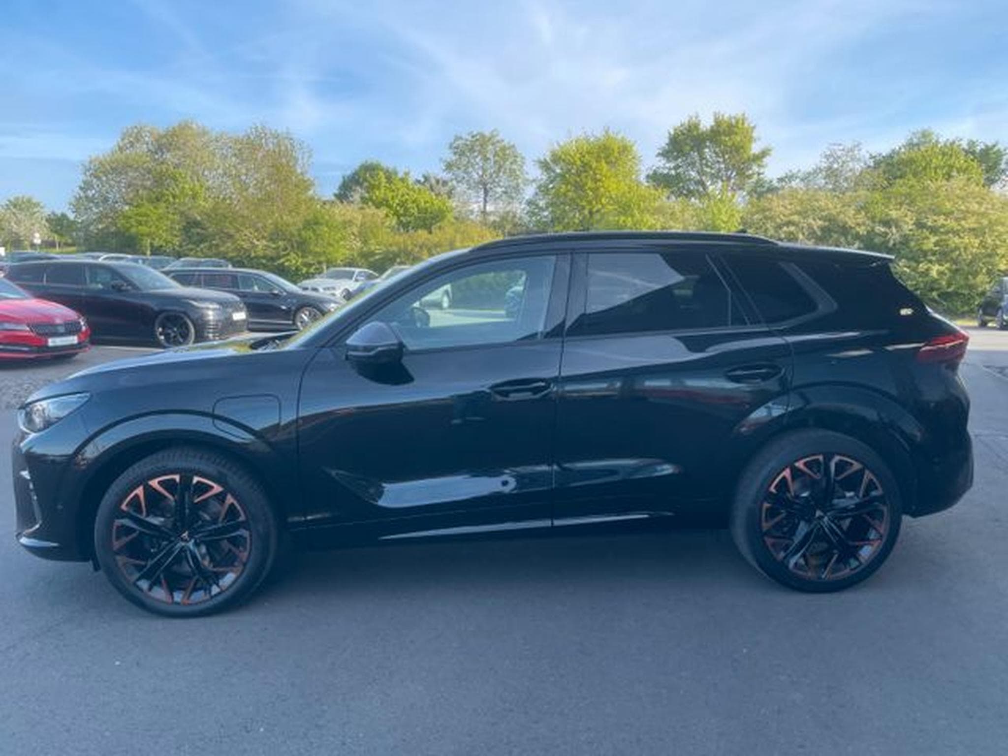 Cupra Terramar Terramar PHEV eHybrid 200kW VZ Schalensitz Stand (2025) - Photo 9