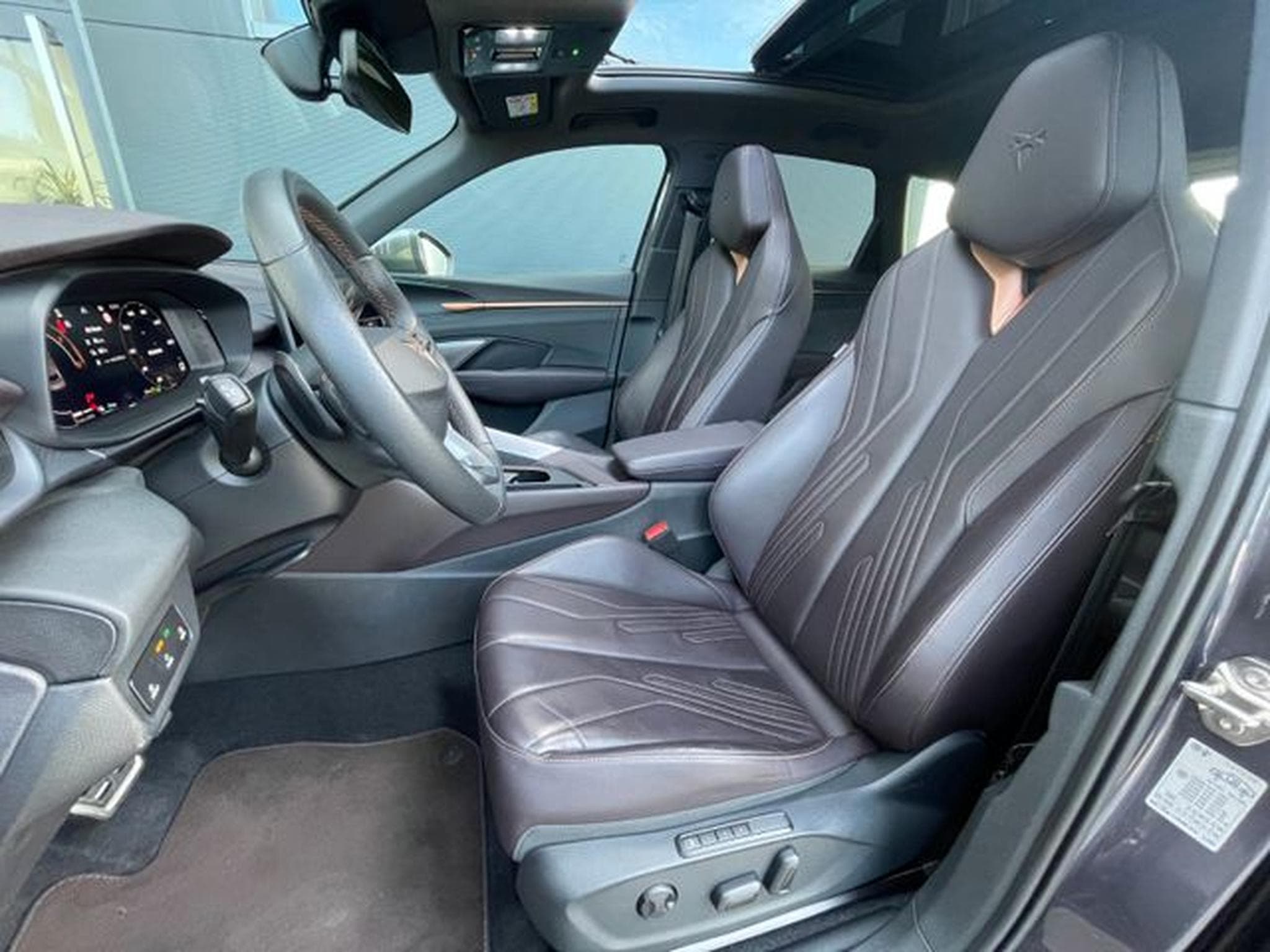Cupra Terramar Terramar PHEV eHybrid 200kW VZ Leder Pano Matrix (2025) - Photo 10