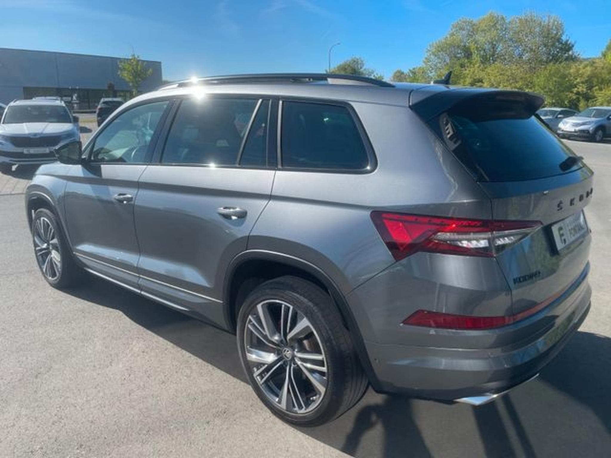 Skoda Kodiaq Kodiaq RS 2,0TSi 4x4 Pano AHK Voll-Leder 360° (2022) - Photo 8