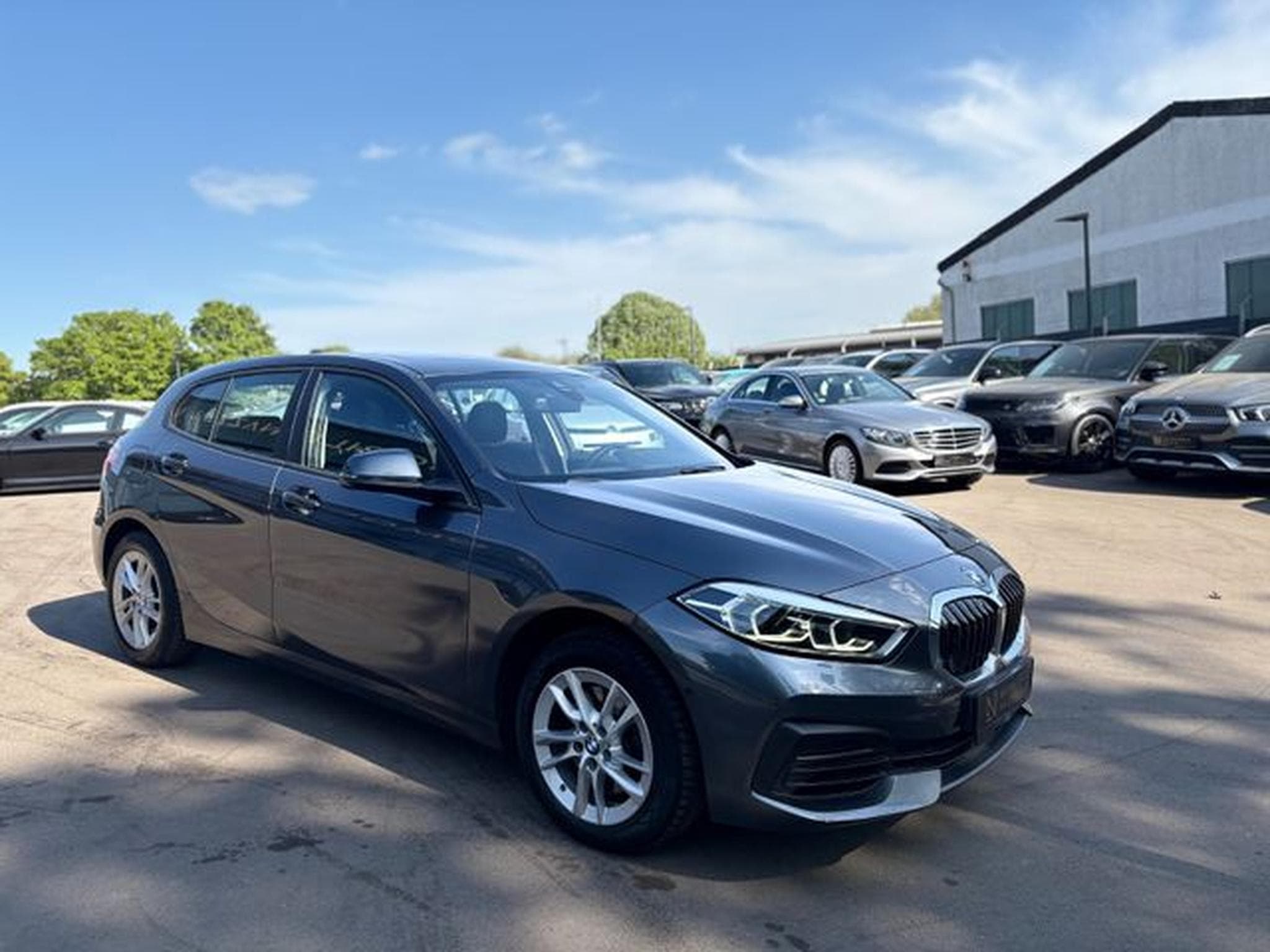 BMW 116 116 d ADVANTAGE *AUTOMATIK*PANO*NAVI*LED* (2021) - Foto 6