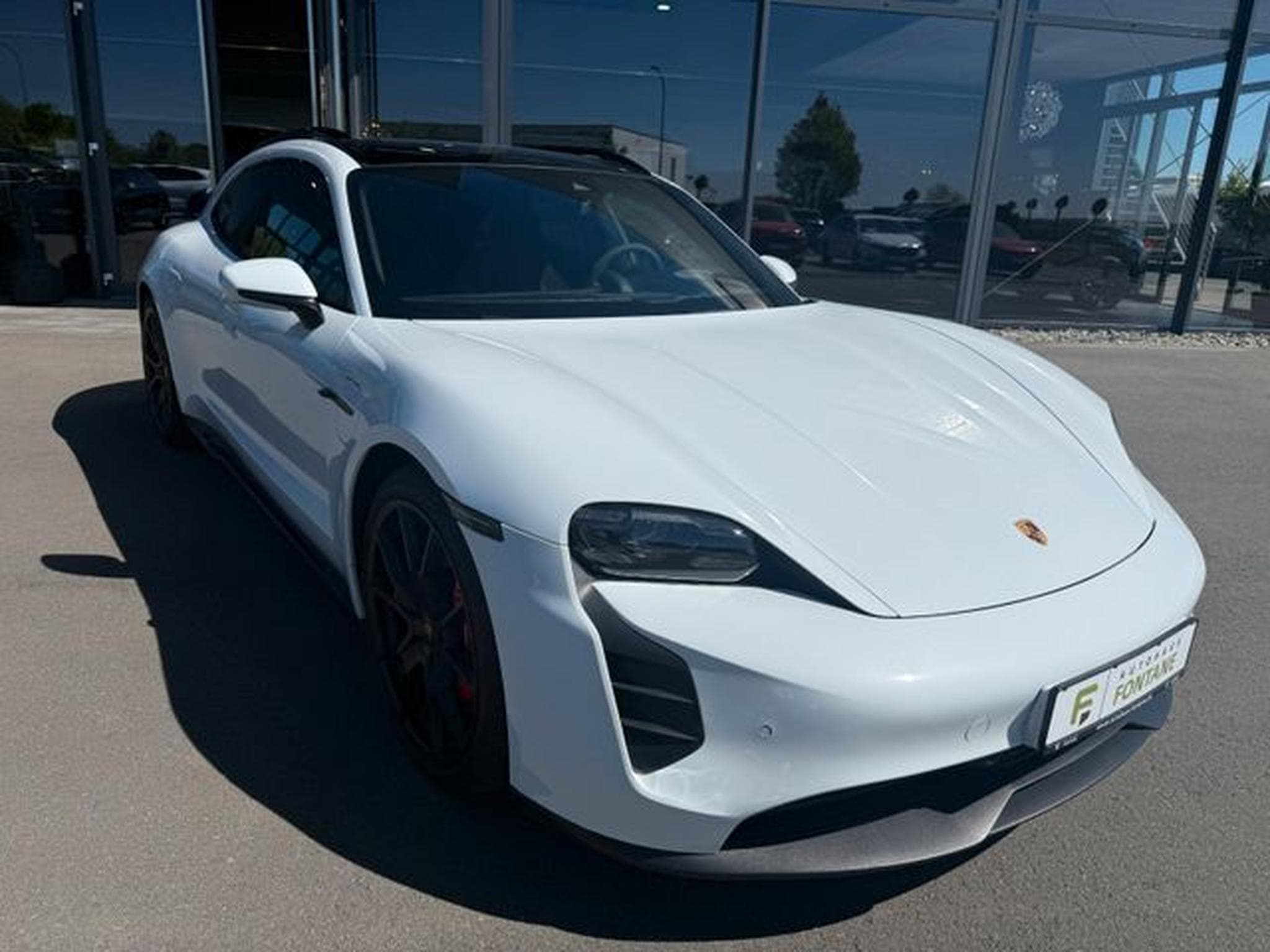Porsche Taycan Taycan Sport Turismo GTS Pano HUD 21" Beif.Displ (2022) - Photo 3