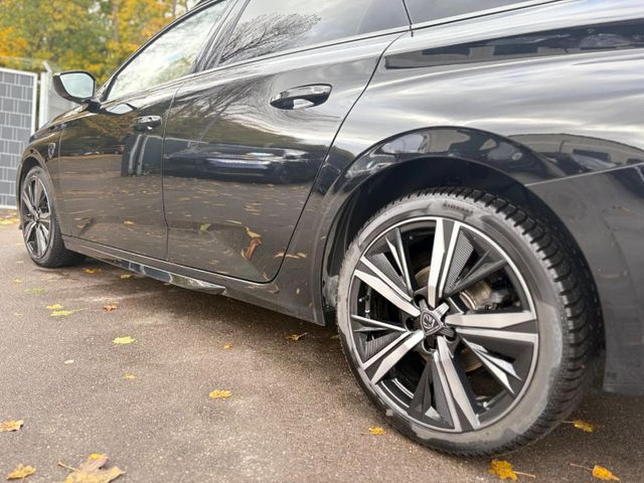 Peugeot 308 308 SW GT*AUT*PANORAMA*MATRIX*360 KAMERA*TRAUM* (2022) - Foto 14