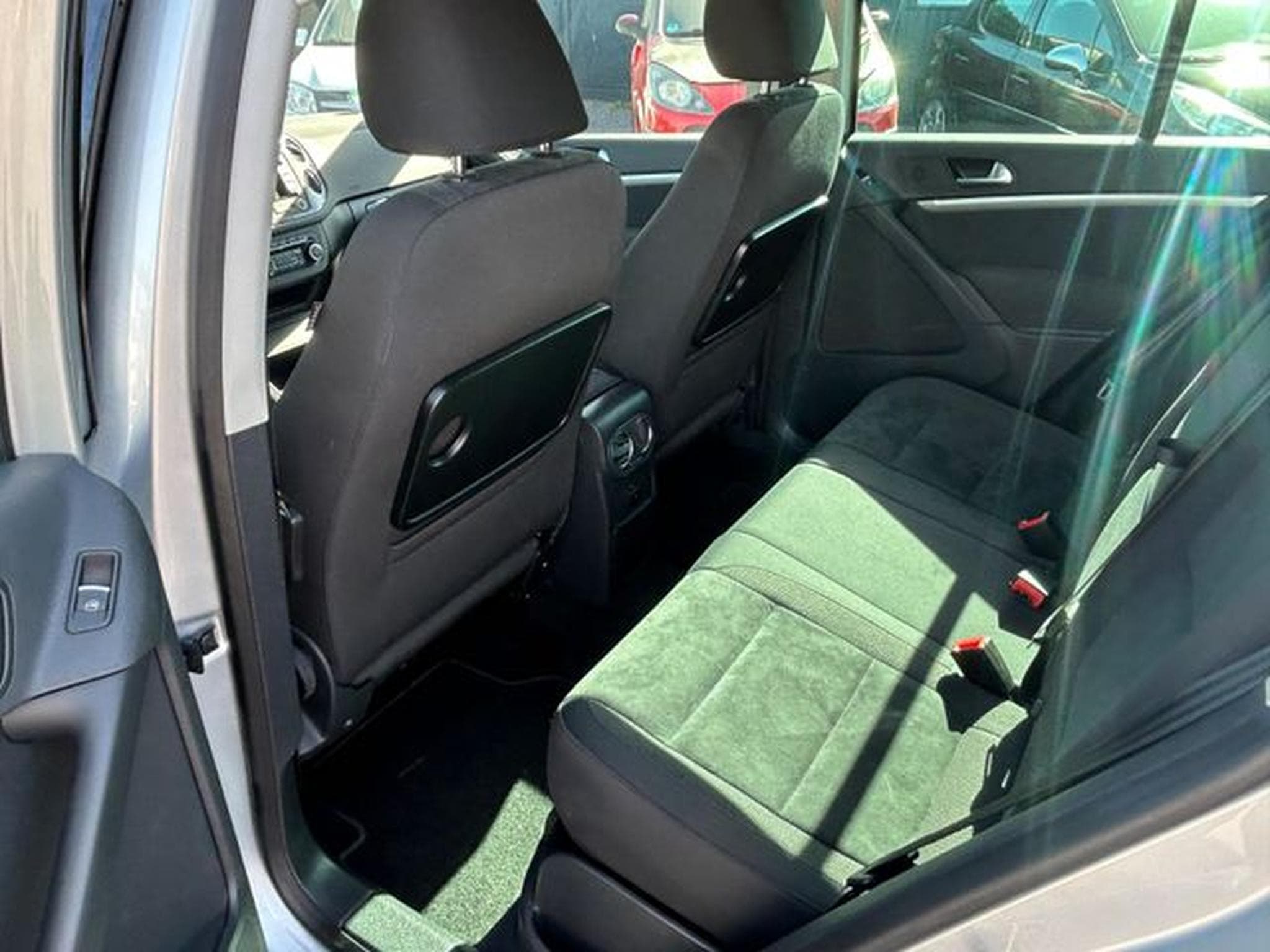VW Tiguan Tiguan Sport &amp; Style BMT *Navi*Bi-Xenon*Alcantar (2013) - Photo 8