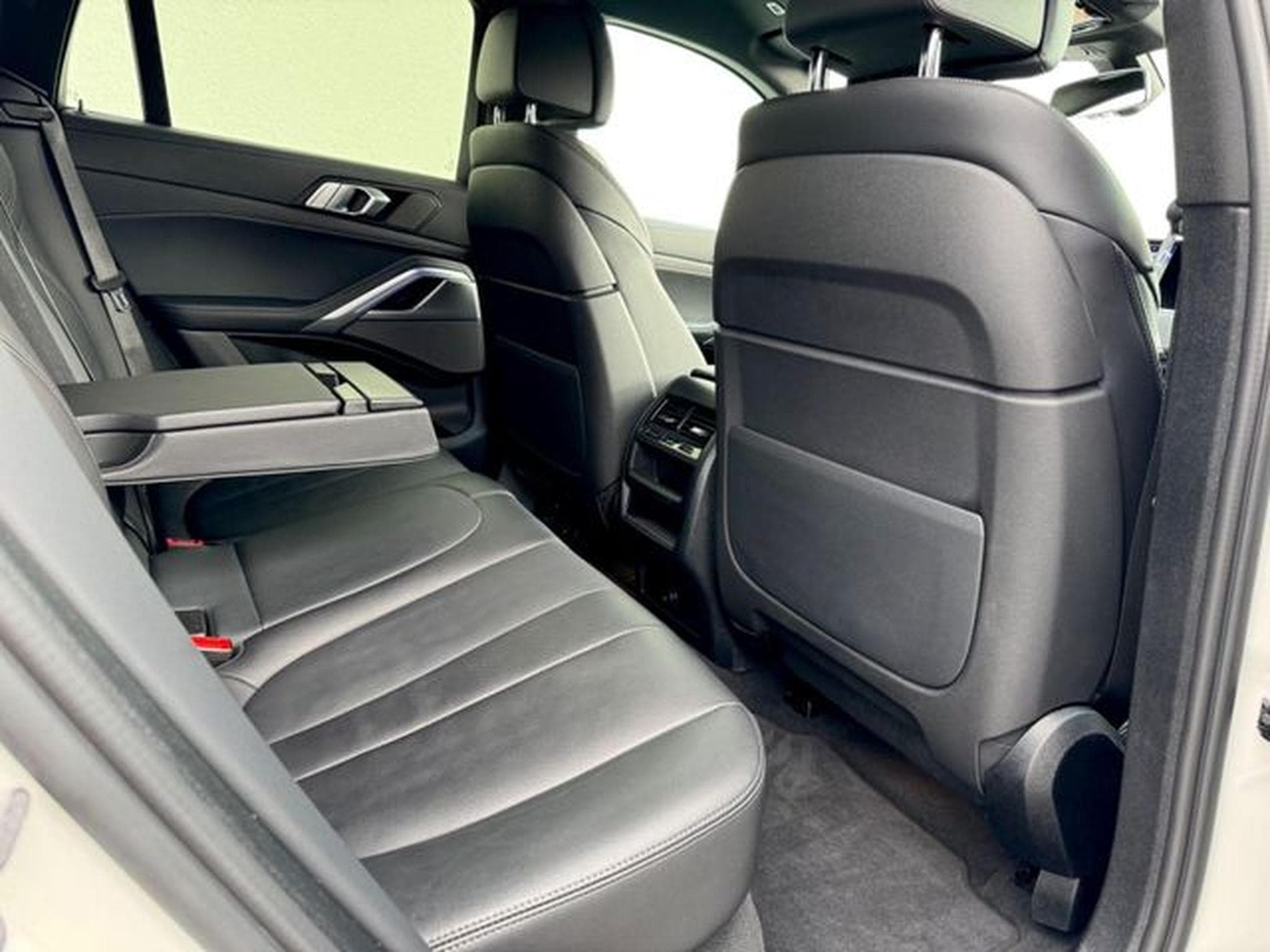 BMW X6 X6 xDrive 30 d M Sport Paket /LASER/HUD/H&amp;K/CAM (2022) - Foto 15