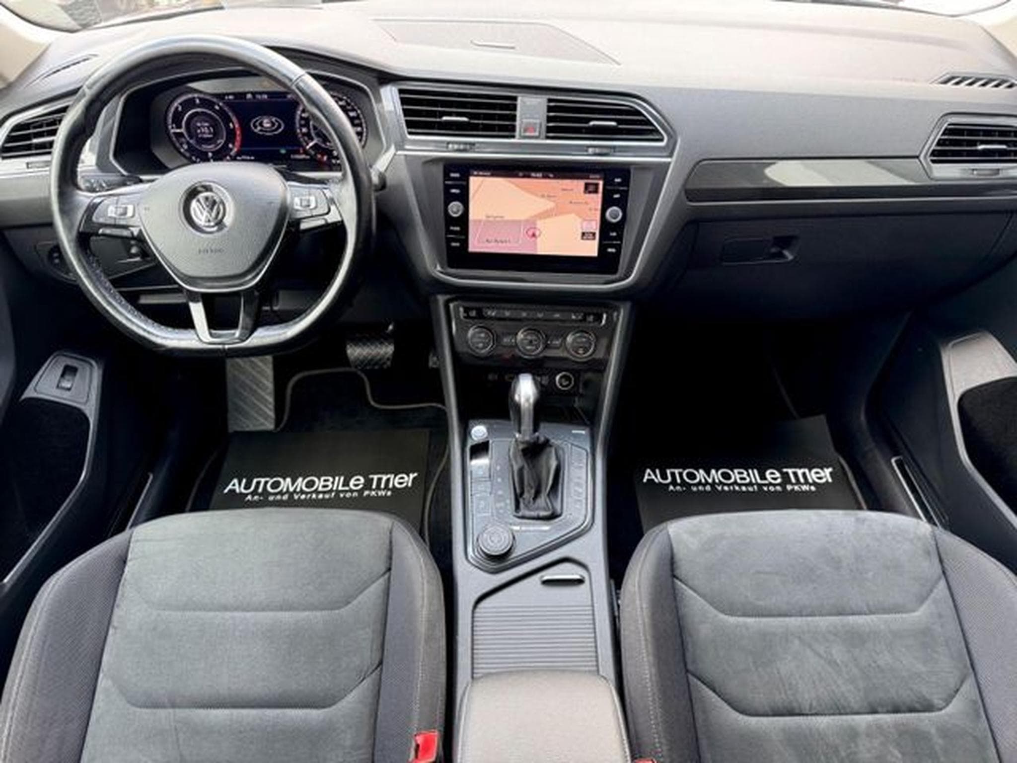VW Tiguan Tiguan Allspace 2.0 TDI DSG 4Motion 7.SITZER (2017) - Foto 11