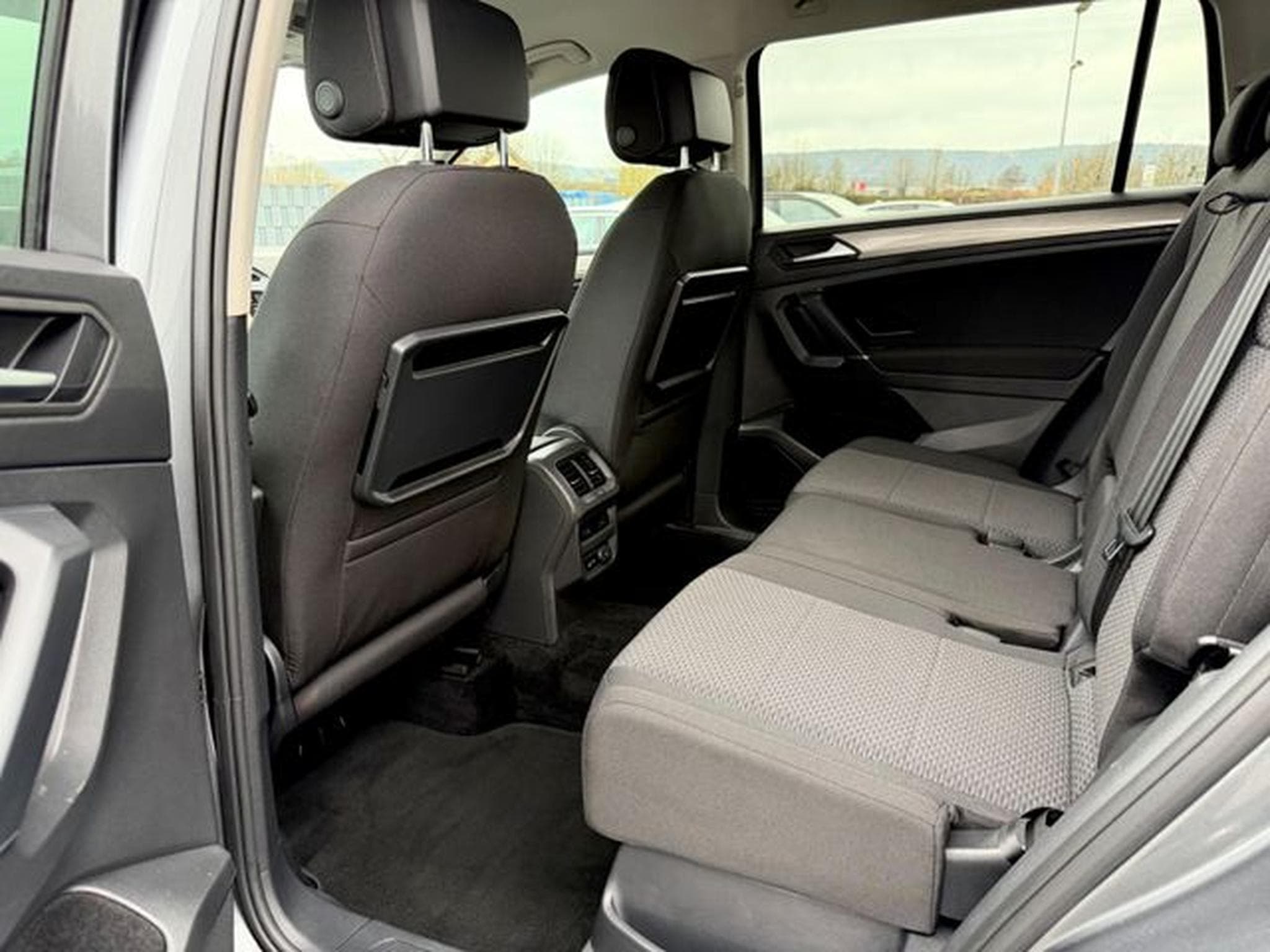 VW Tiguan Tiguan Allspace R Line 2.0 TSI DSG 4Motion (2019) - Photo 13