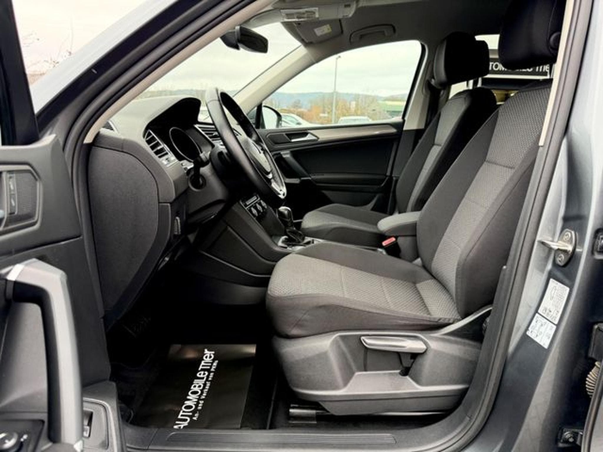 VW Tiguan Tiguan Allspace R Line 2.0 TSI DSG 4Motion (2019) - Photo 9