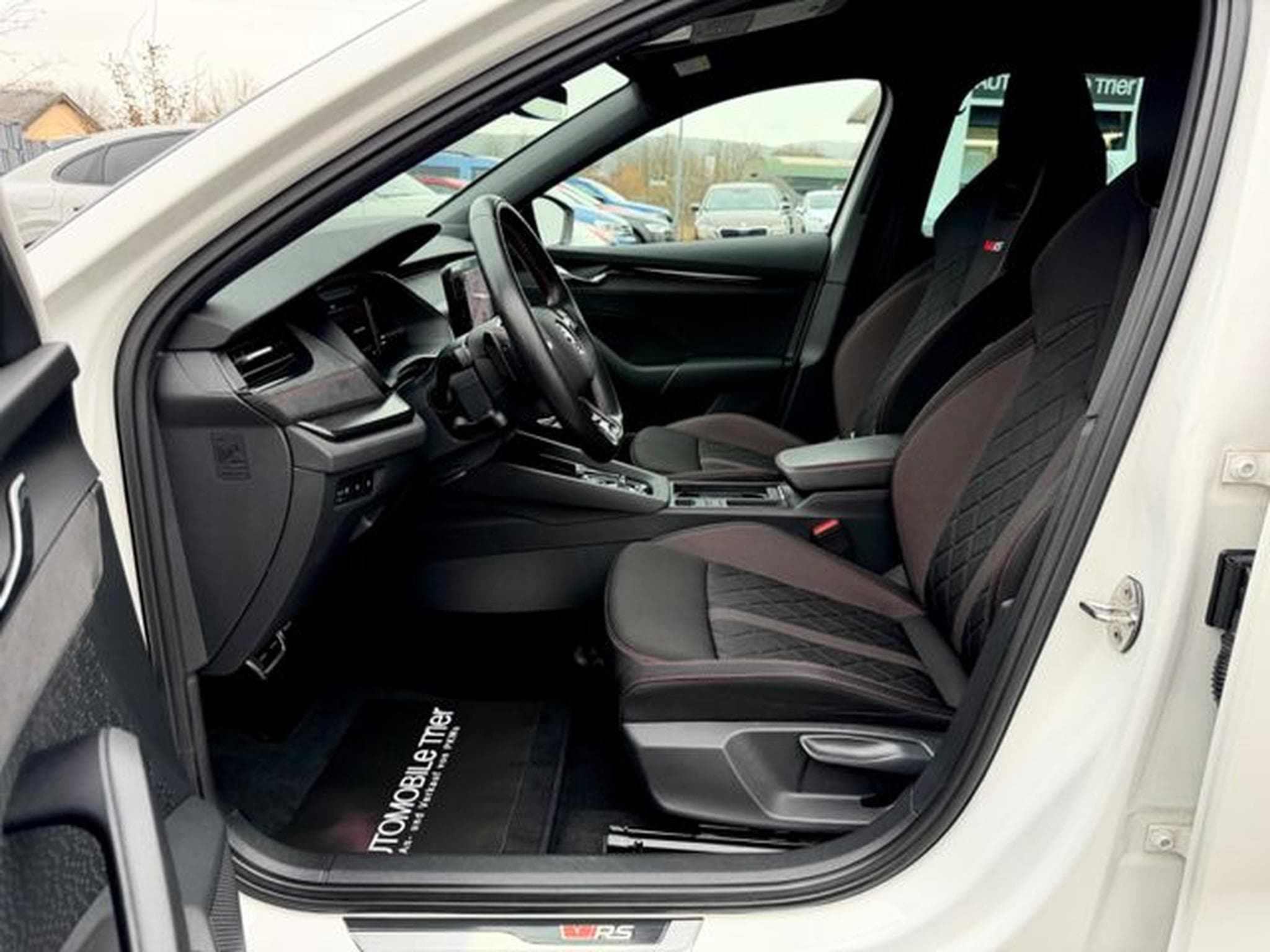 Skoda Octavia Octavia 2.0 TDI DSG RS /NAVI/LED/ACC/1.HAND/ (2022) - Photo 9