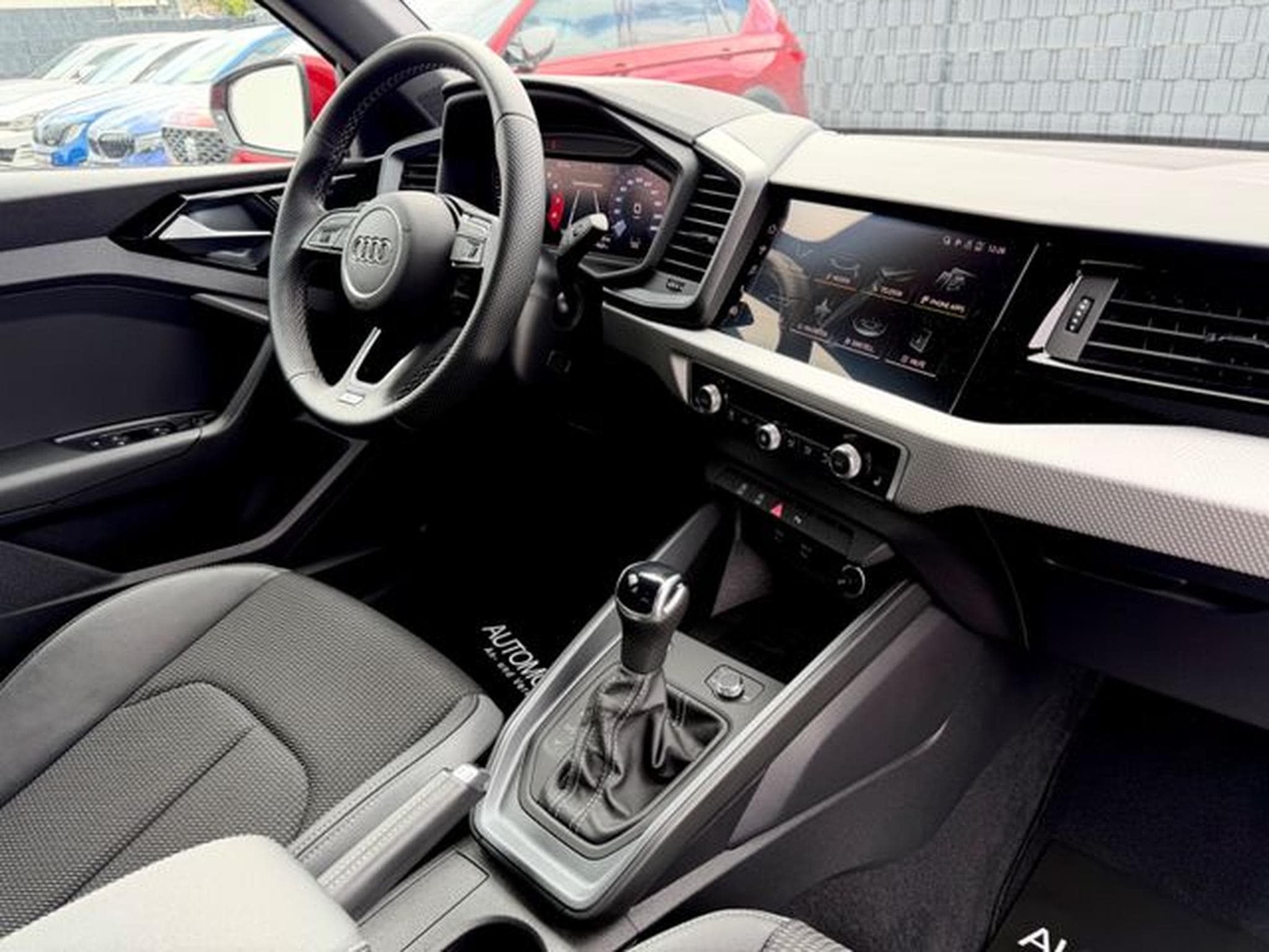 Audi A1 A1 35 TFSI Allstreet S line /LED/ACC/CAM/1.HAND/ (2024) - Photo 12