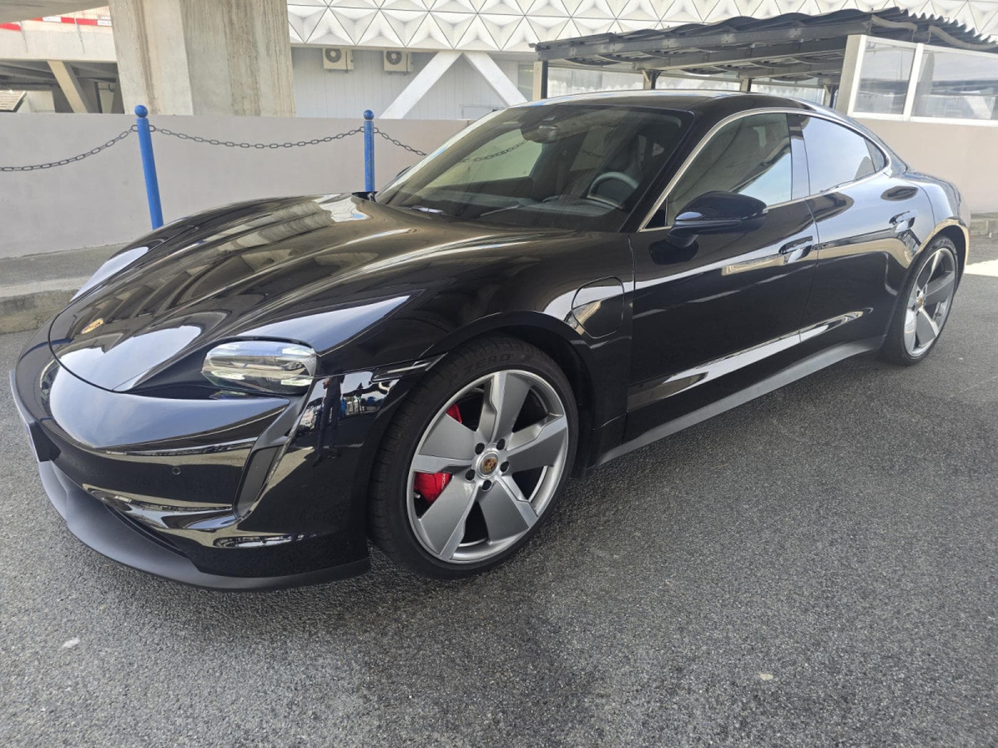Porsche Taycan 4S SPORT 571CH Performance plus battery 1 year (2020) - Photo 1