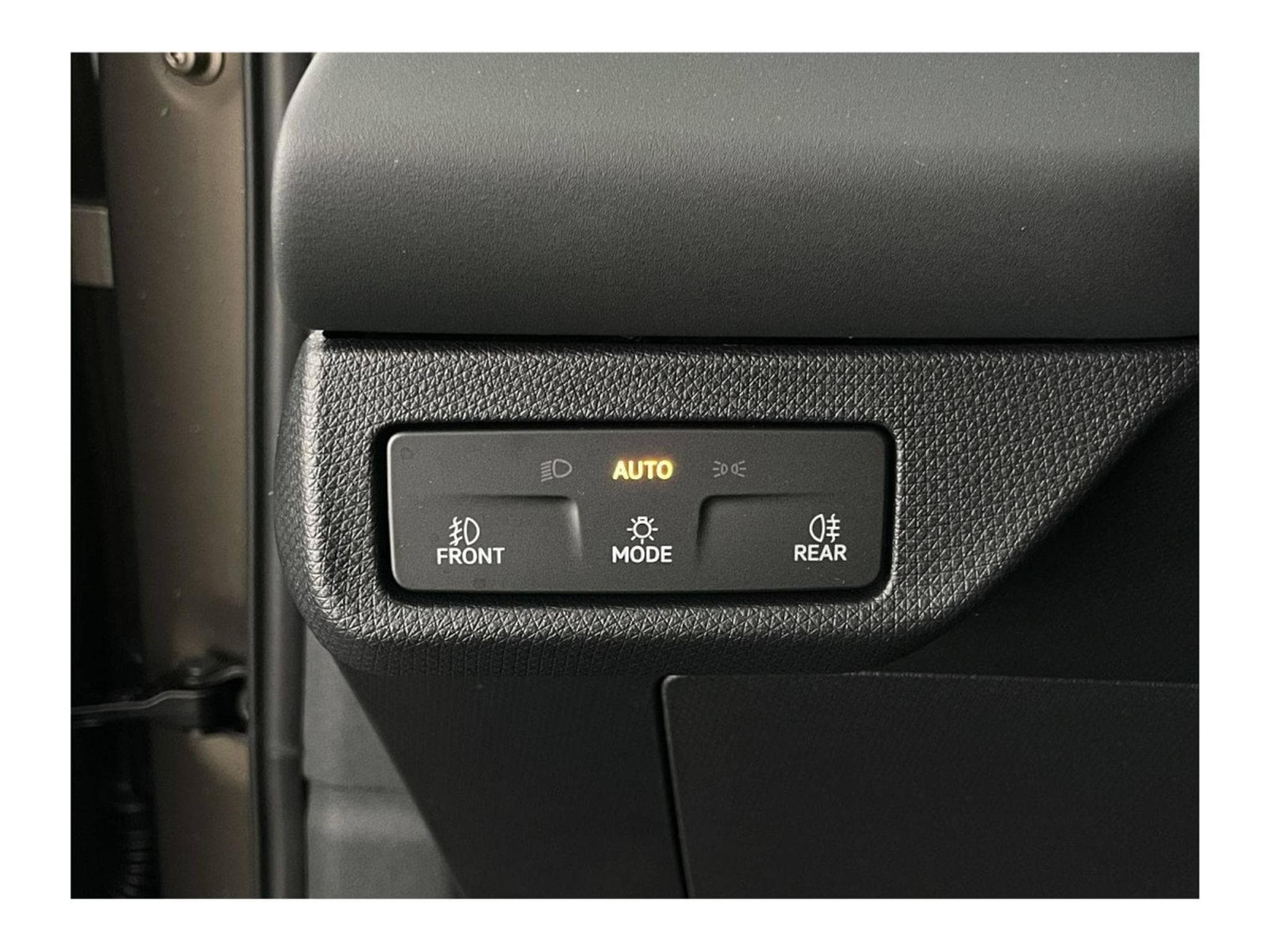 Cupra Terramar 2.0 TSI DSG 265 VZ 4Drive (2025) - Photo 17