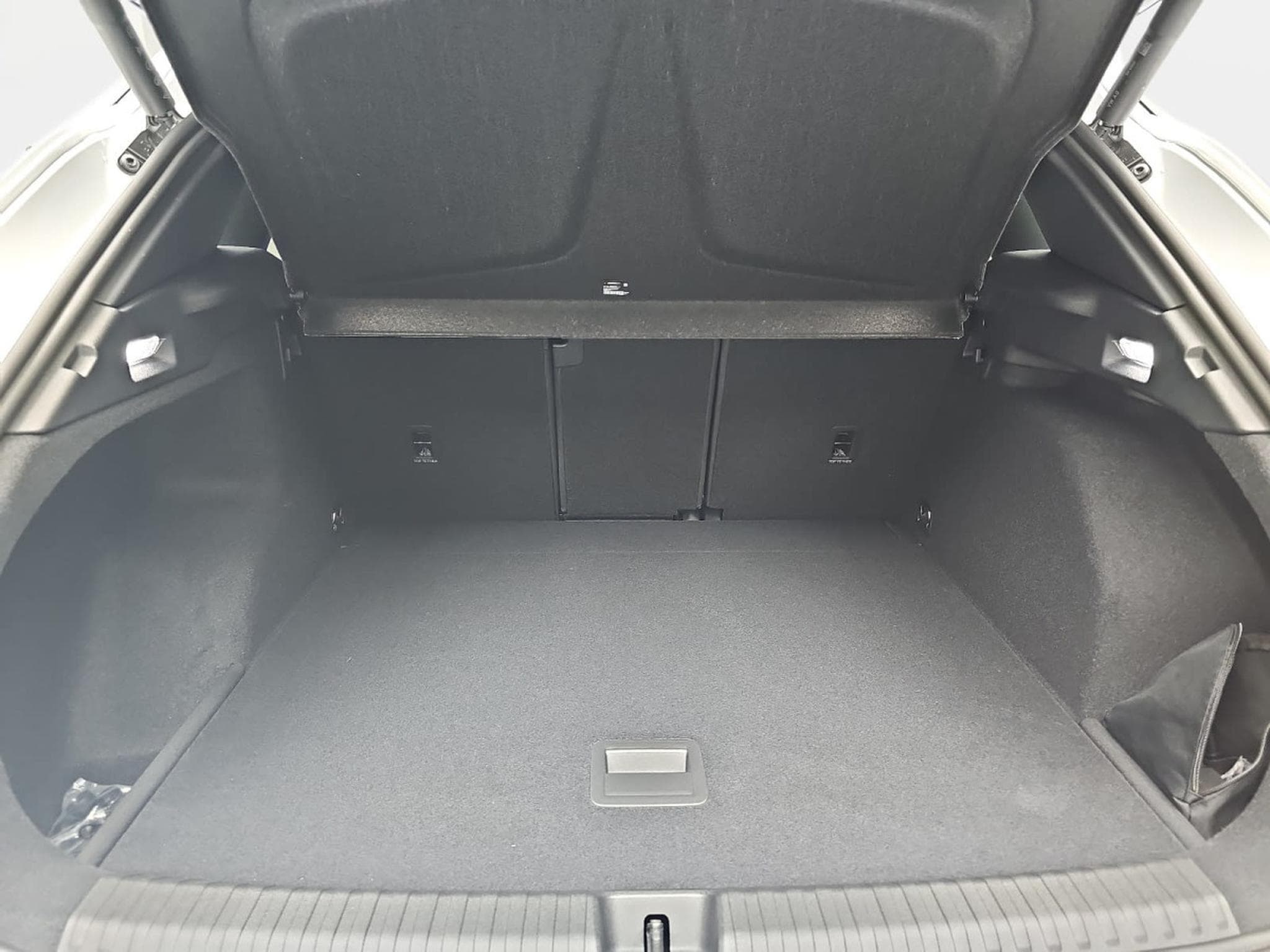 Cupra Terramar 1.5 eTSi DSG 150 (2026) - Photo 14