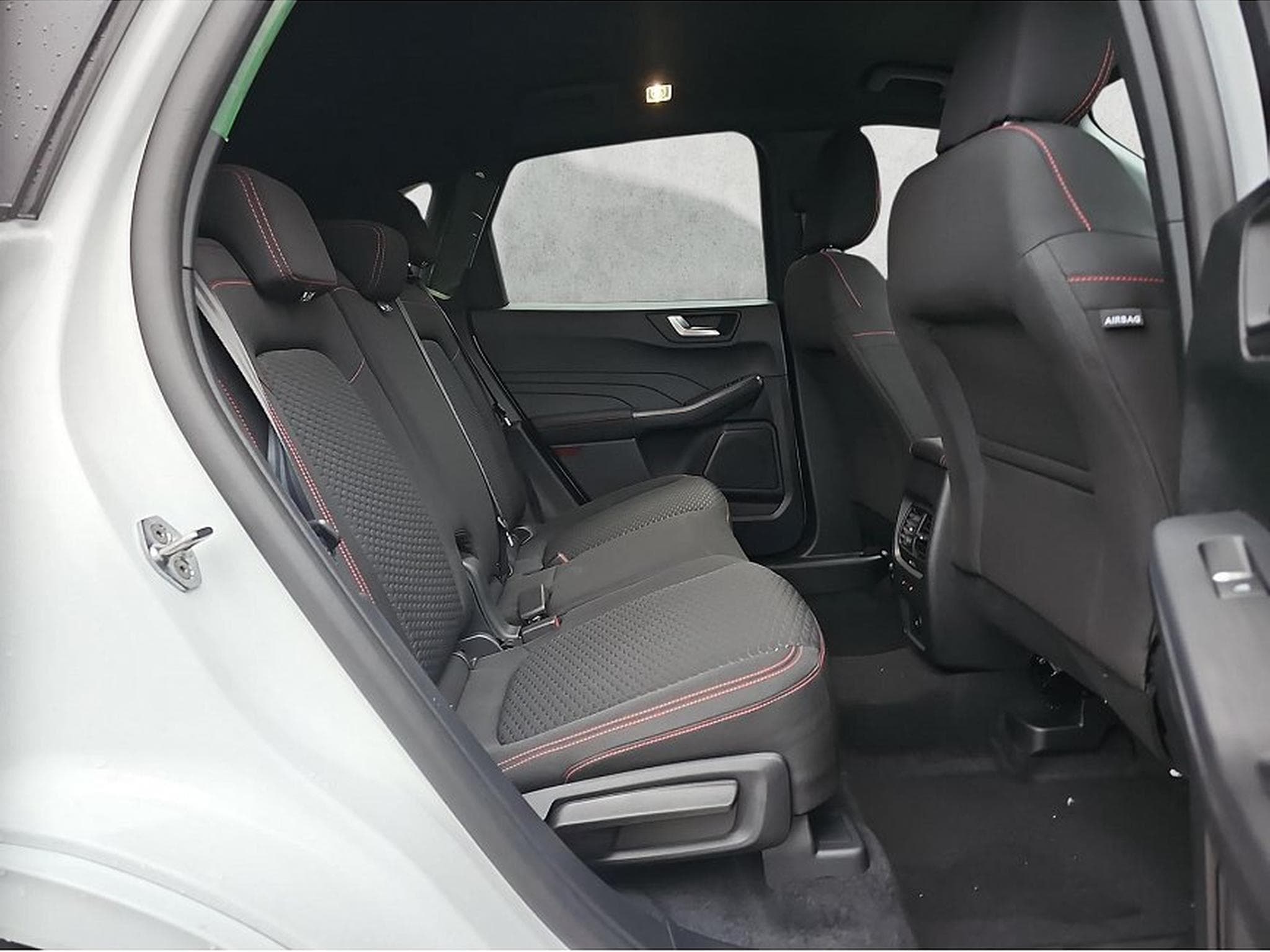 Ford Kuga (2026) - Photo 13