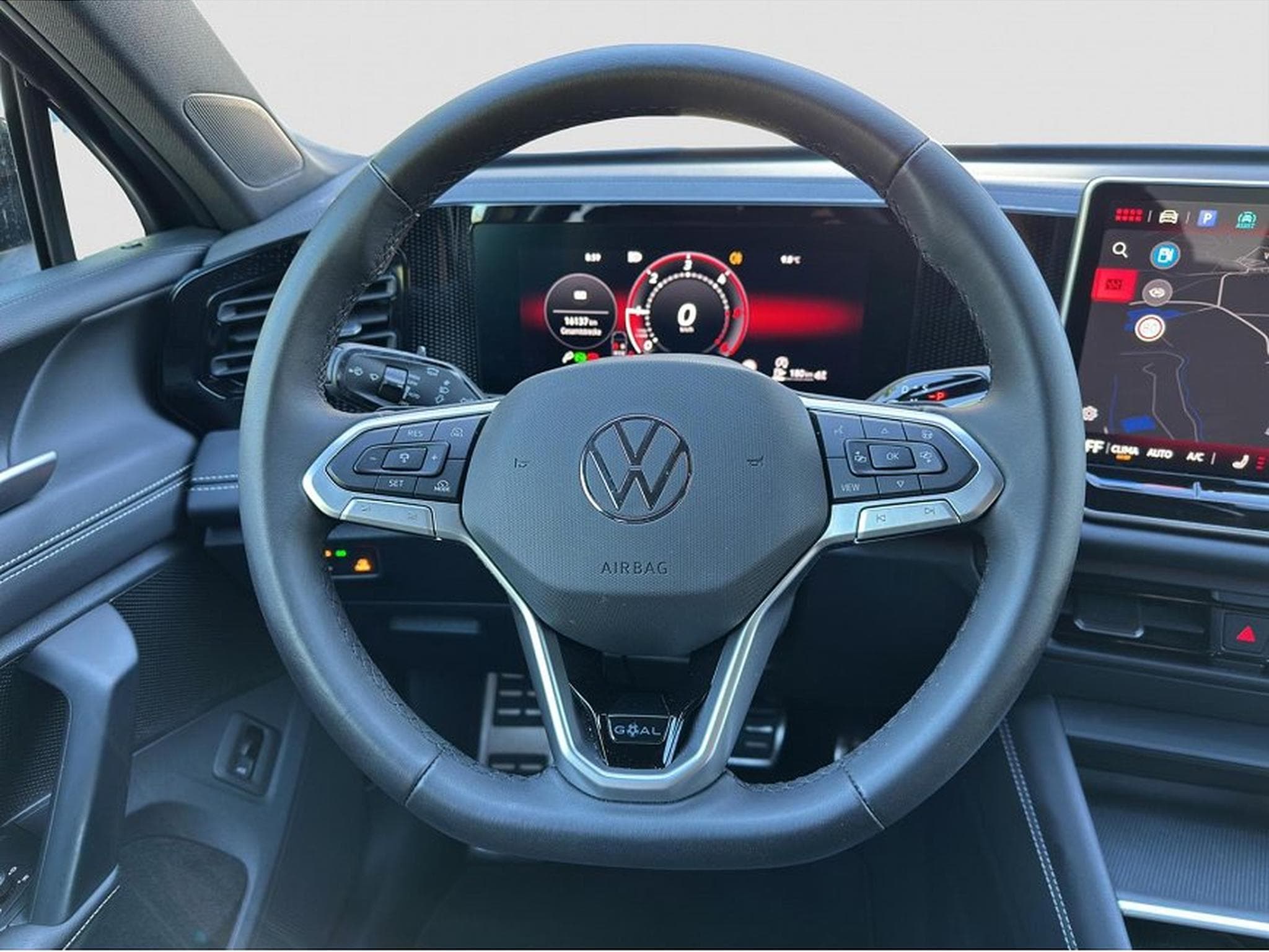 VW Tiguan (2025) - Photo 11