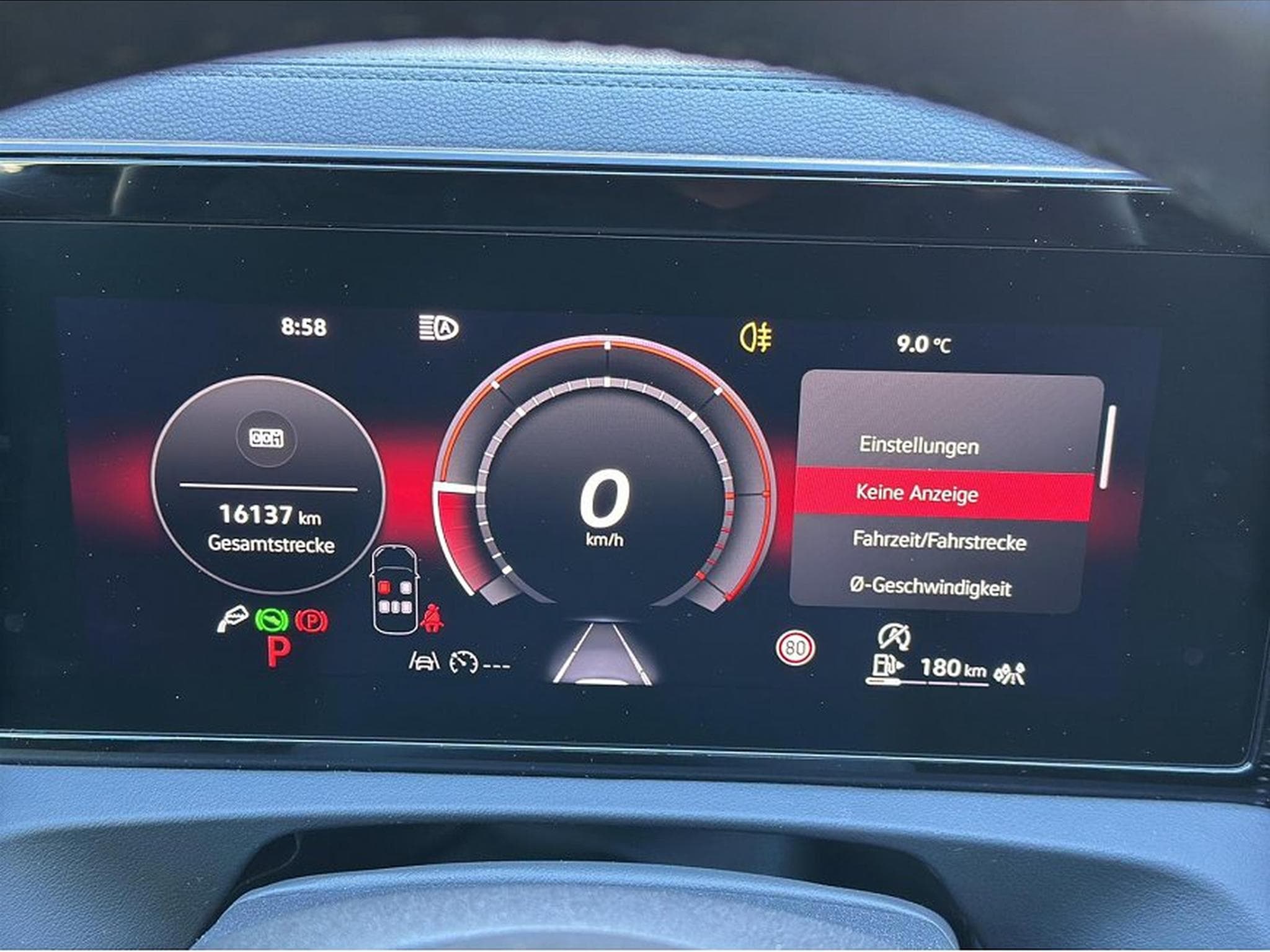 VW Tiguan (2025) - Photo 14