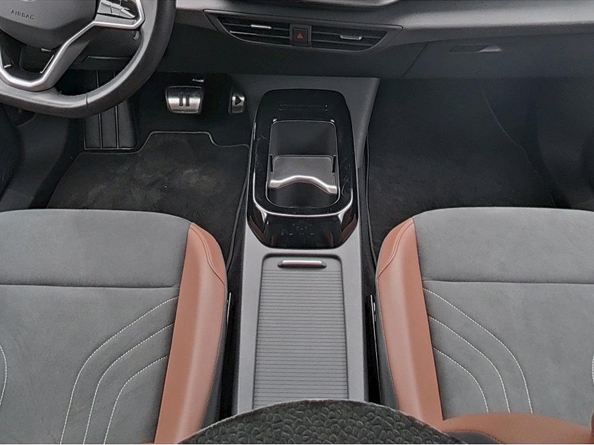 VW ID.5 (2025) - Foto 12
