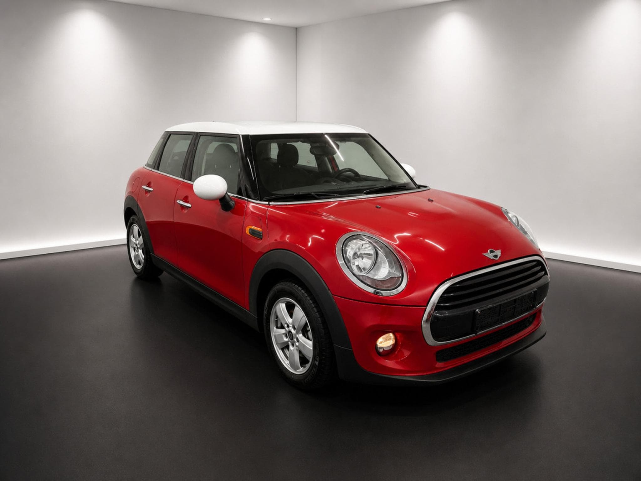Mini Cooper 1.5 136ch *Navi (2018) - Photo 2