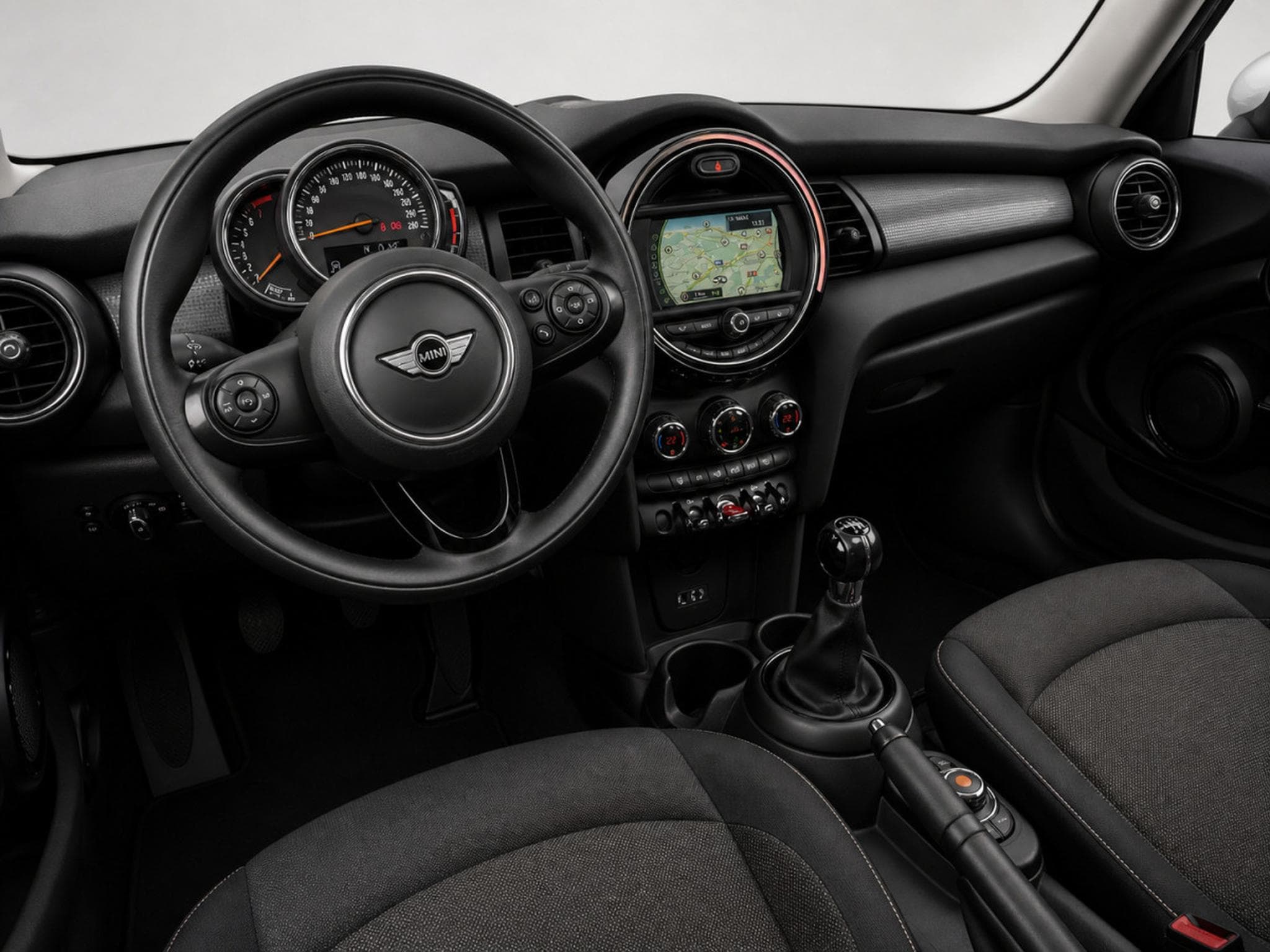 Mini Cooper 1.5 136ch *Navi (2018) - Photo 4