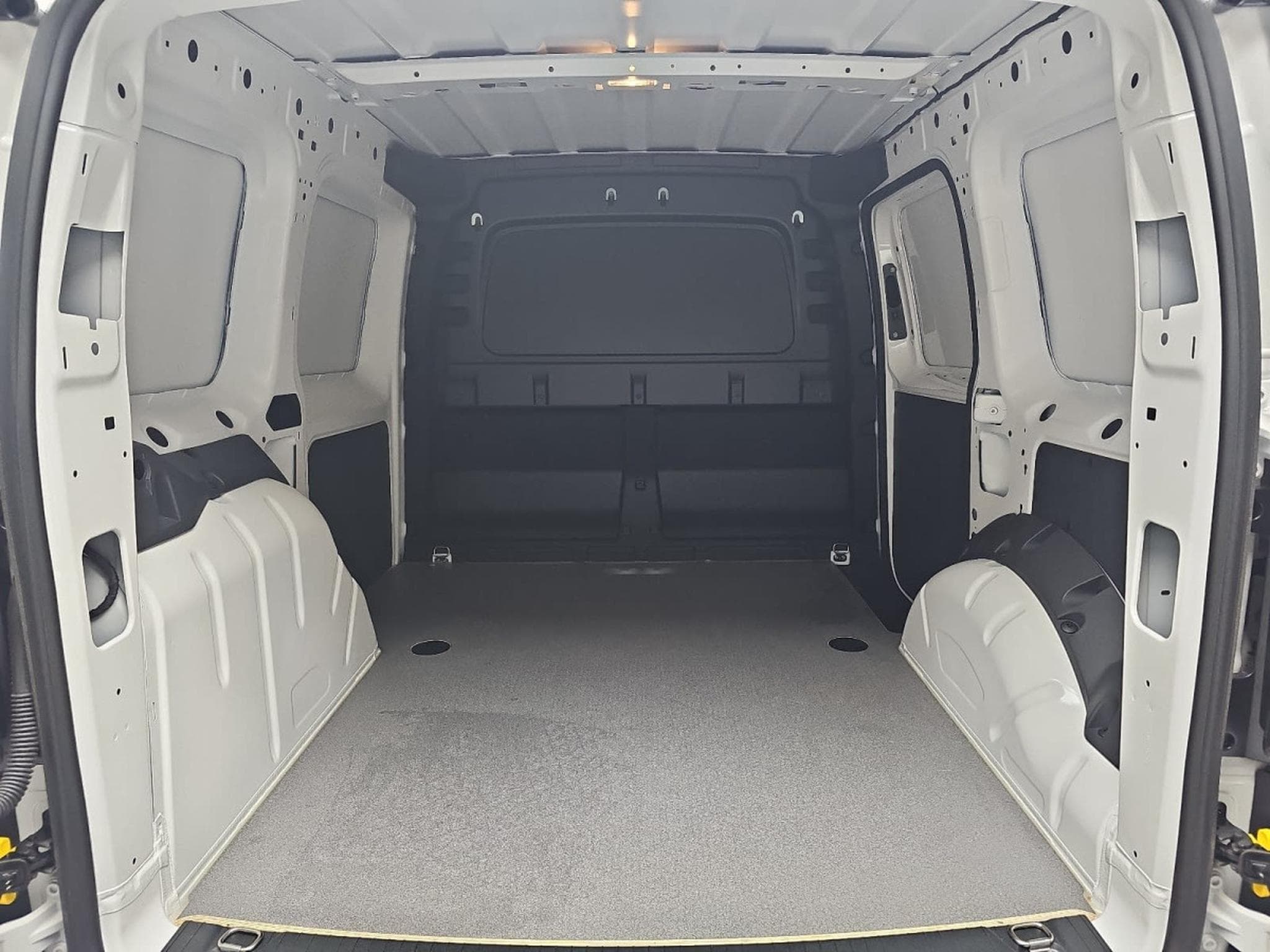 VW Caddy 1.5 TSi 116 L1H1 (2025) - Foto 14
