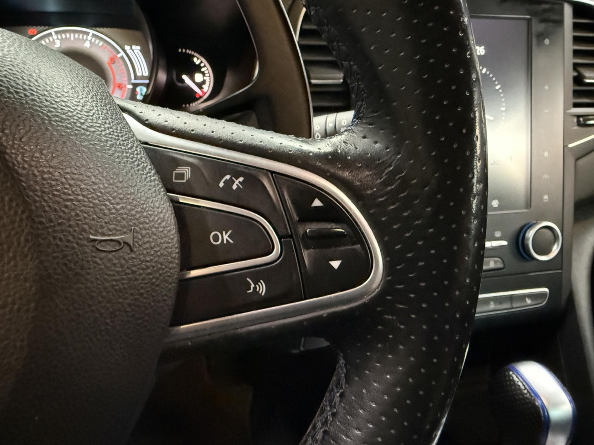 Renault Megane 1.6L *GT* *Toit Pano* (2017) - Foto 12