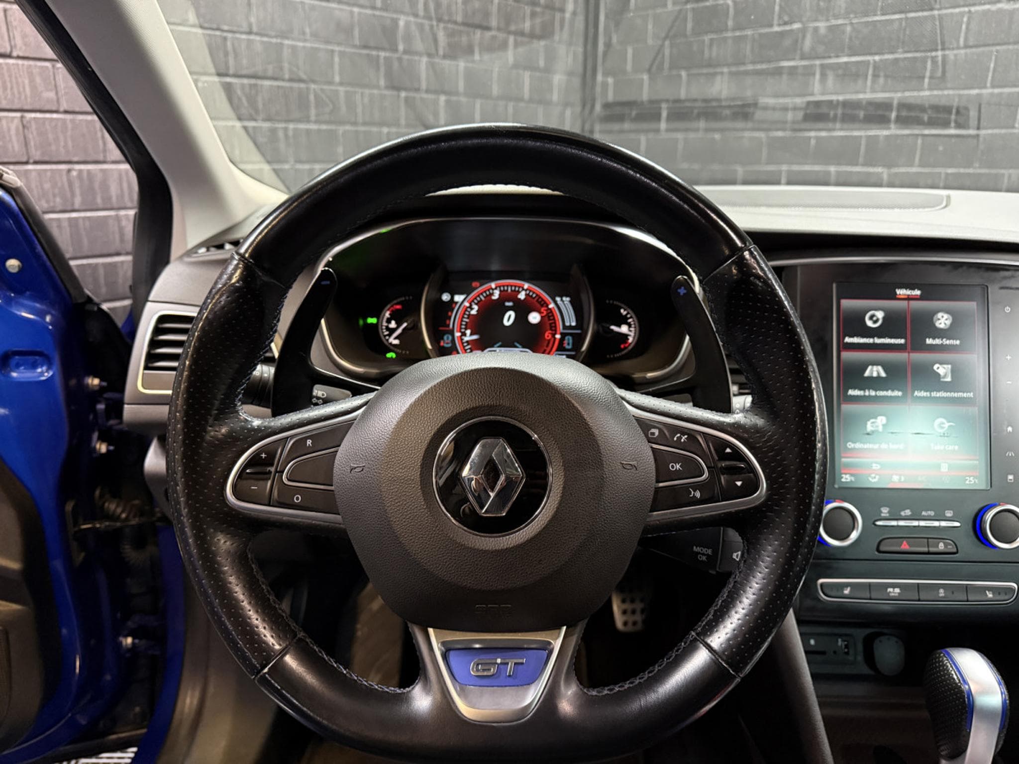 Renault Megane 1.6L *GT* *Toit Pano* (2017) - Foto 13