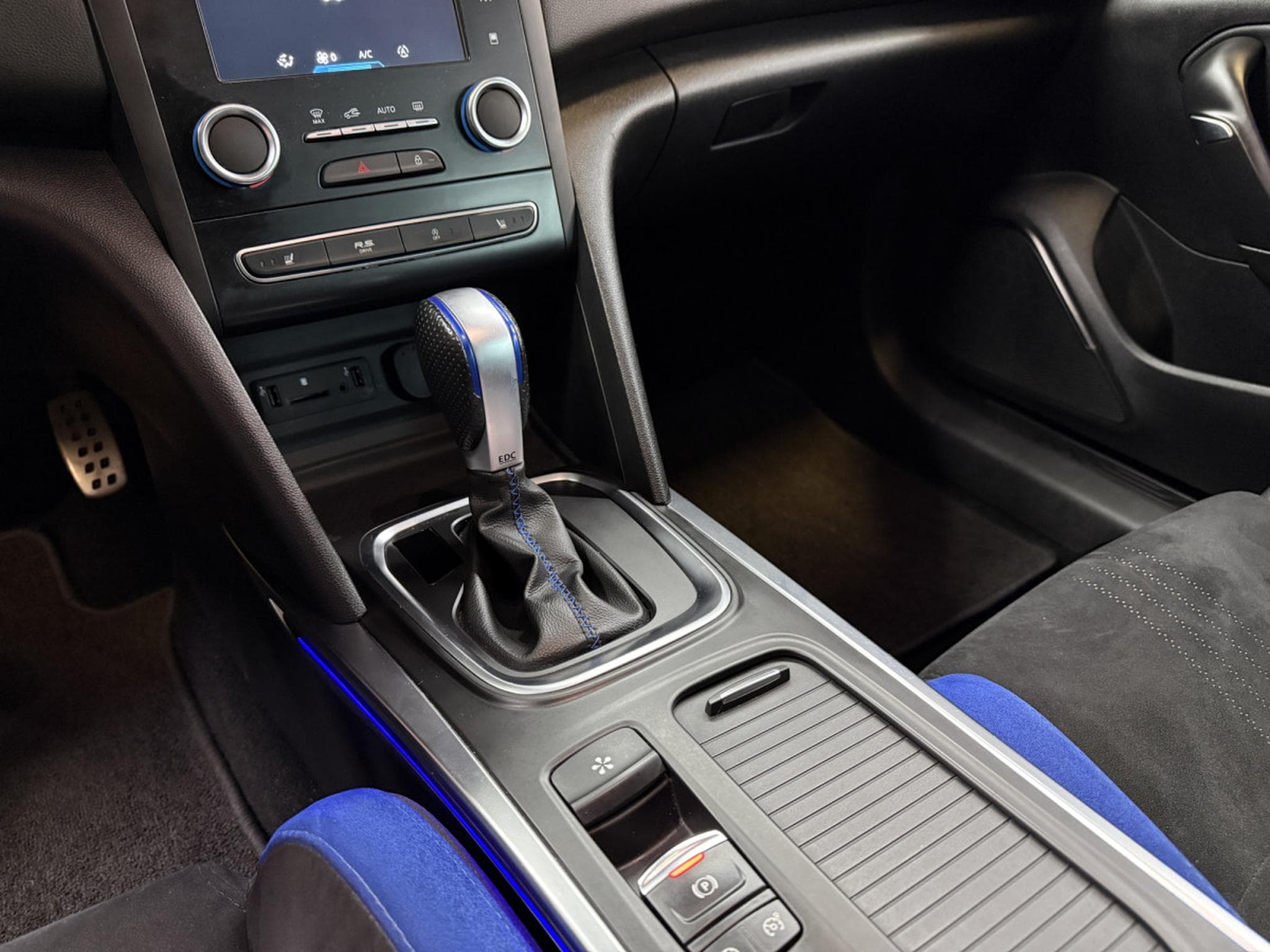 Renault Megane 1.6L *GT* *Toit Pano* (2017) - Foto 16