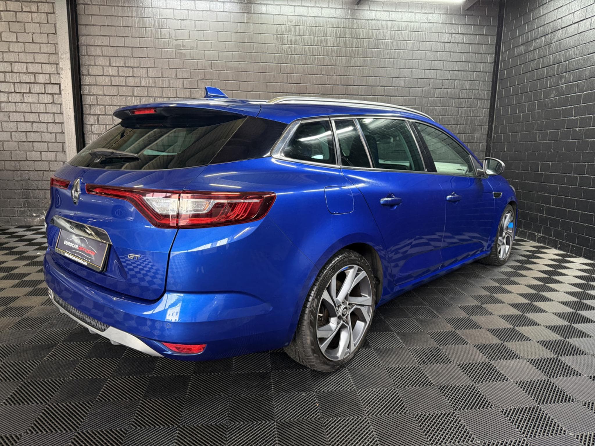 Renault Megane 1.6L *GT* *Toit Pano* (2017) - Foto 5