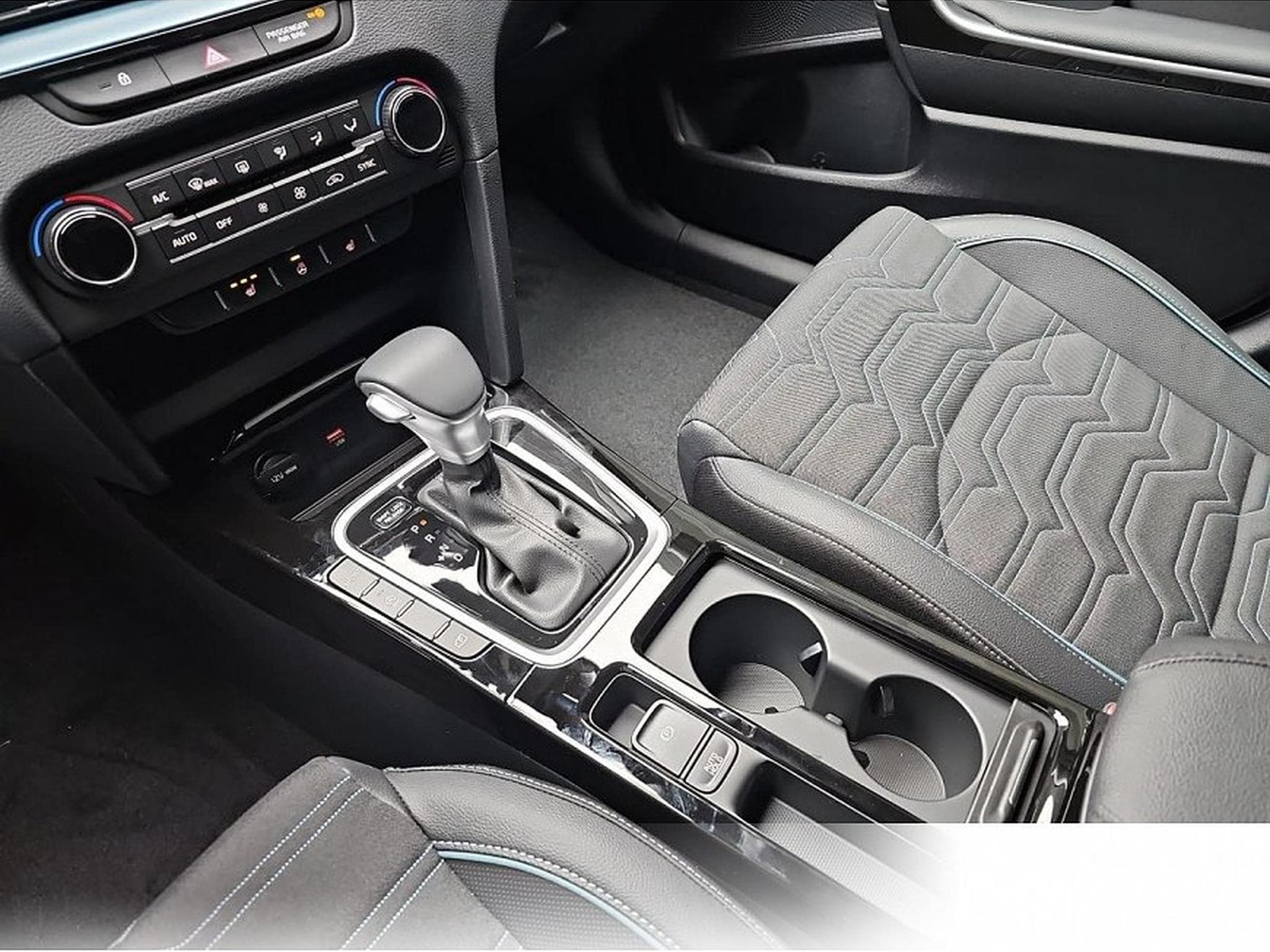 Kia XCeed (2026) - Foto 11