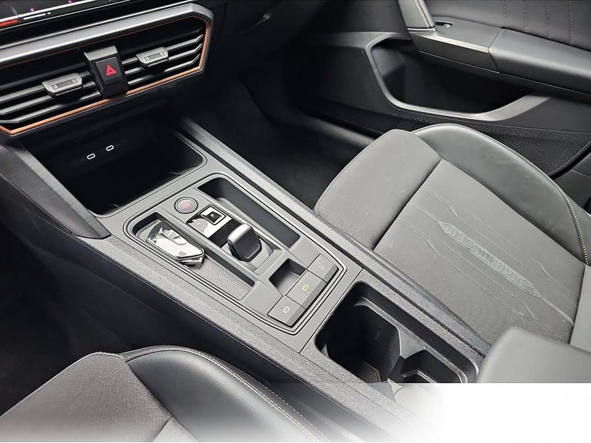 Cupra Leon (2026) - Photo 11