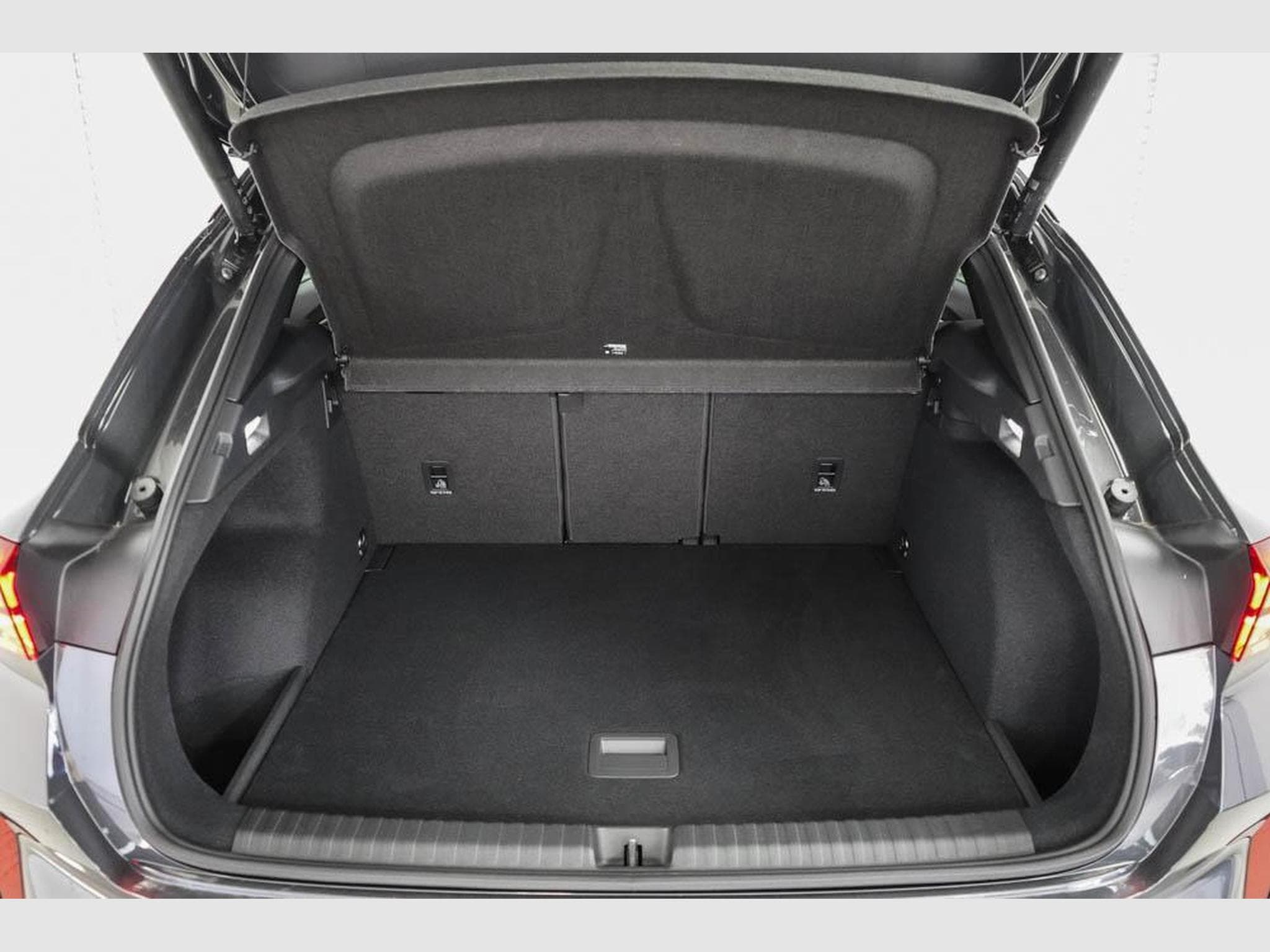 Cupra Formentor 2,0 TSI DSG (2025) - Photo 18