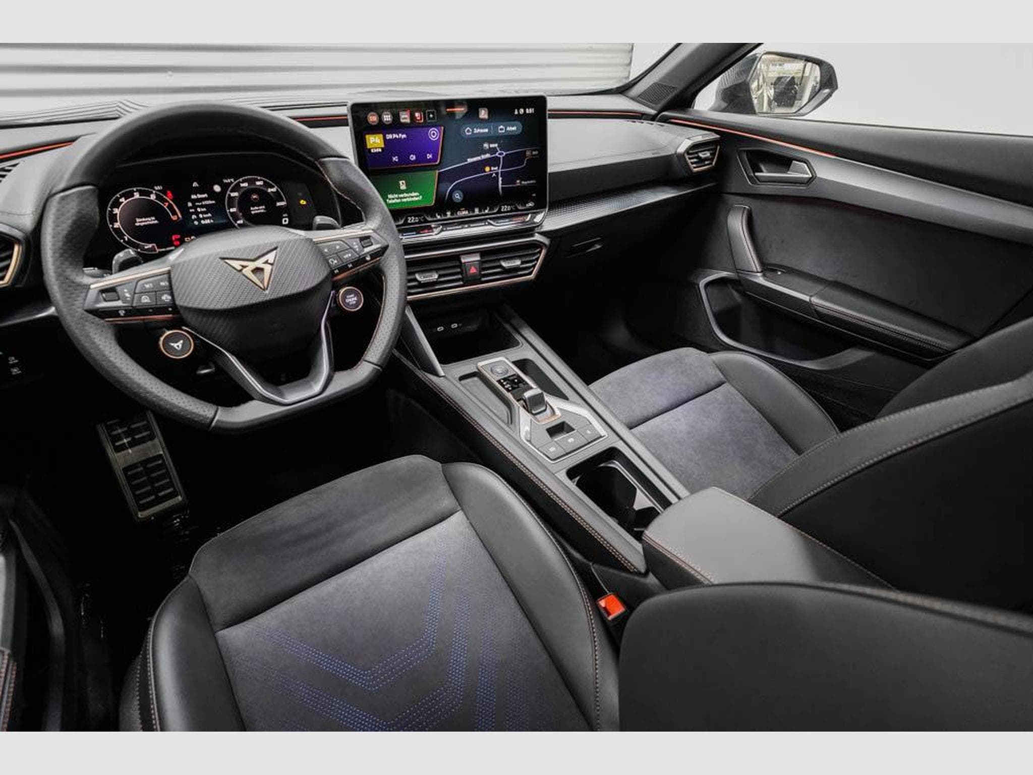 Cupra Formentor 2,0 TSI DSG (2025) - Photo 6