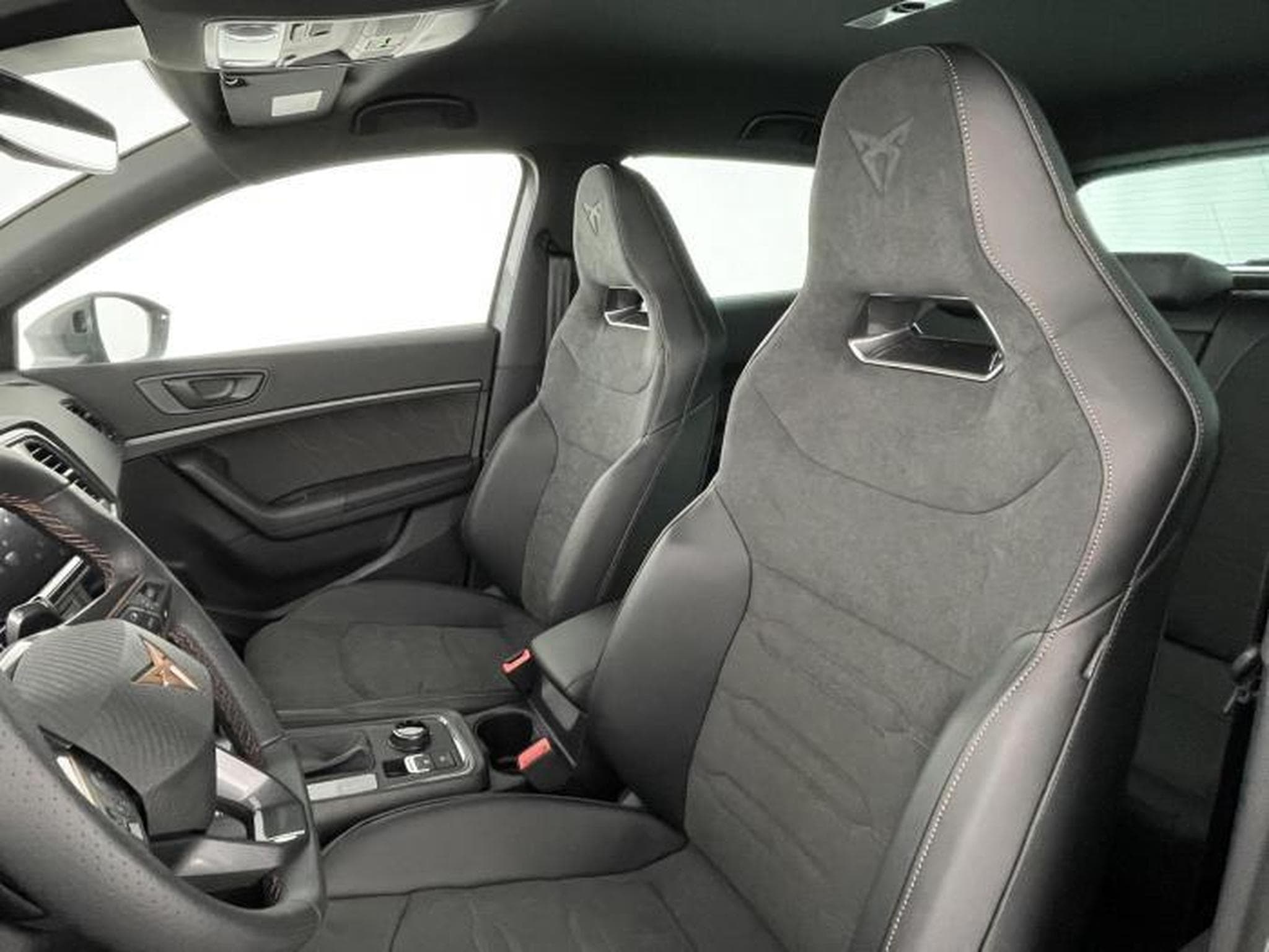 Cupra Ateca 1.5 TSI 110kW (2026) - Foto 12