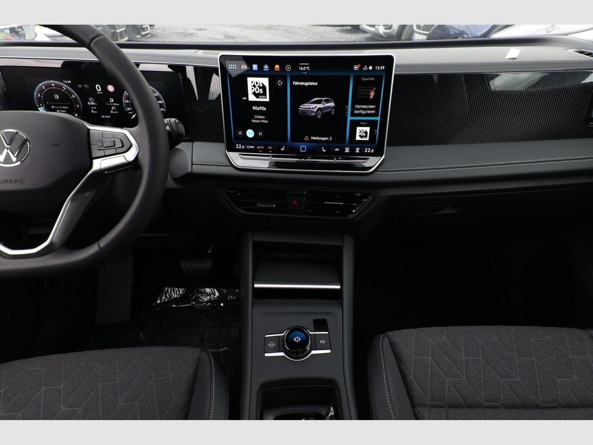 VW Tiguan DSG LED+ Pano (2026) - Photo 8