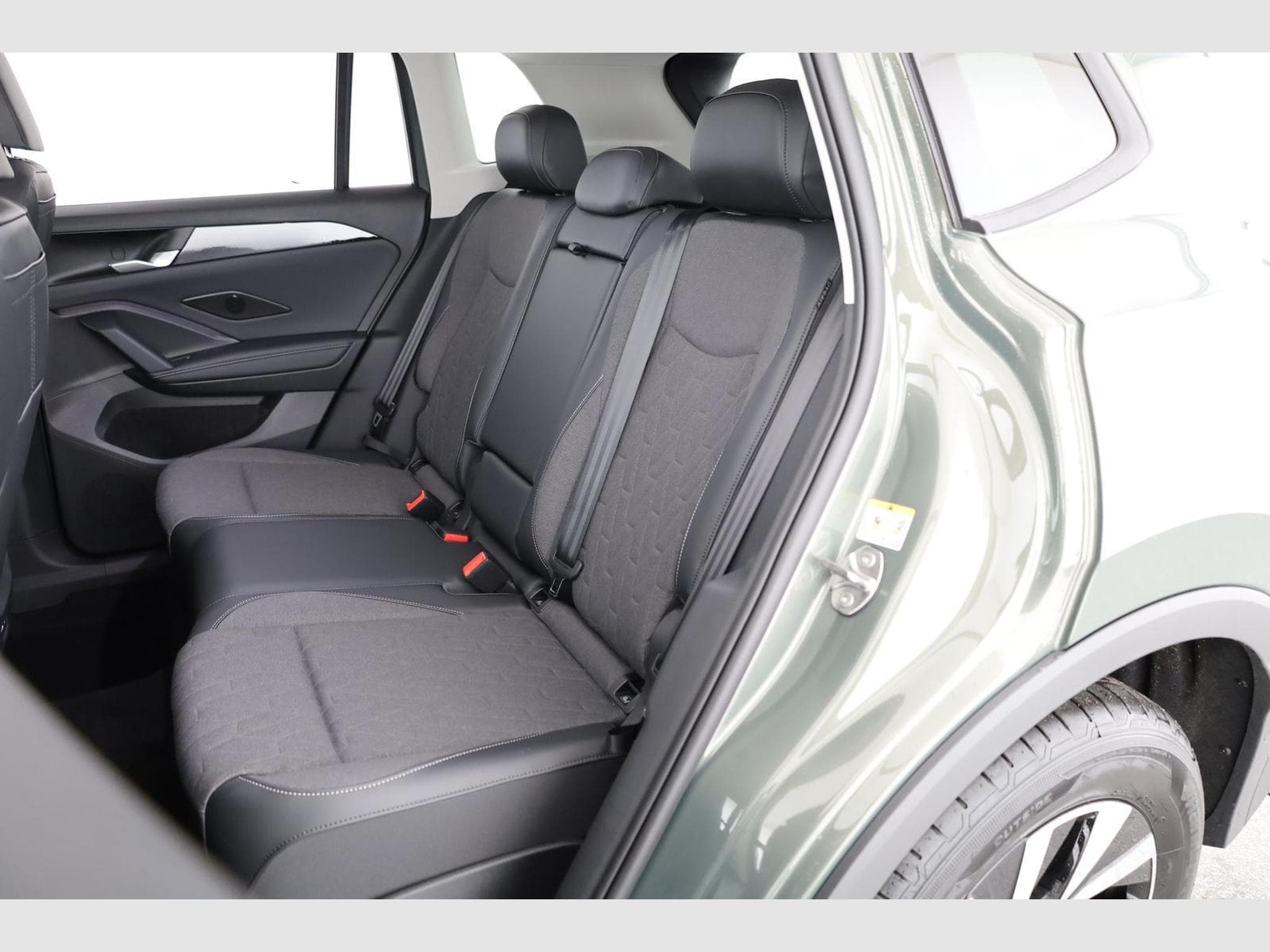 VW Tiguan 1.5 TSI eHybrid 150 kW Life (2025) - Foto 10