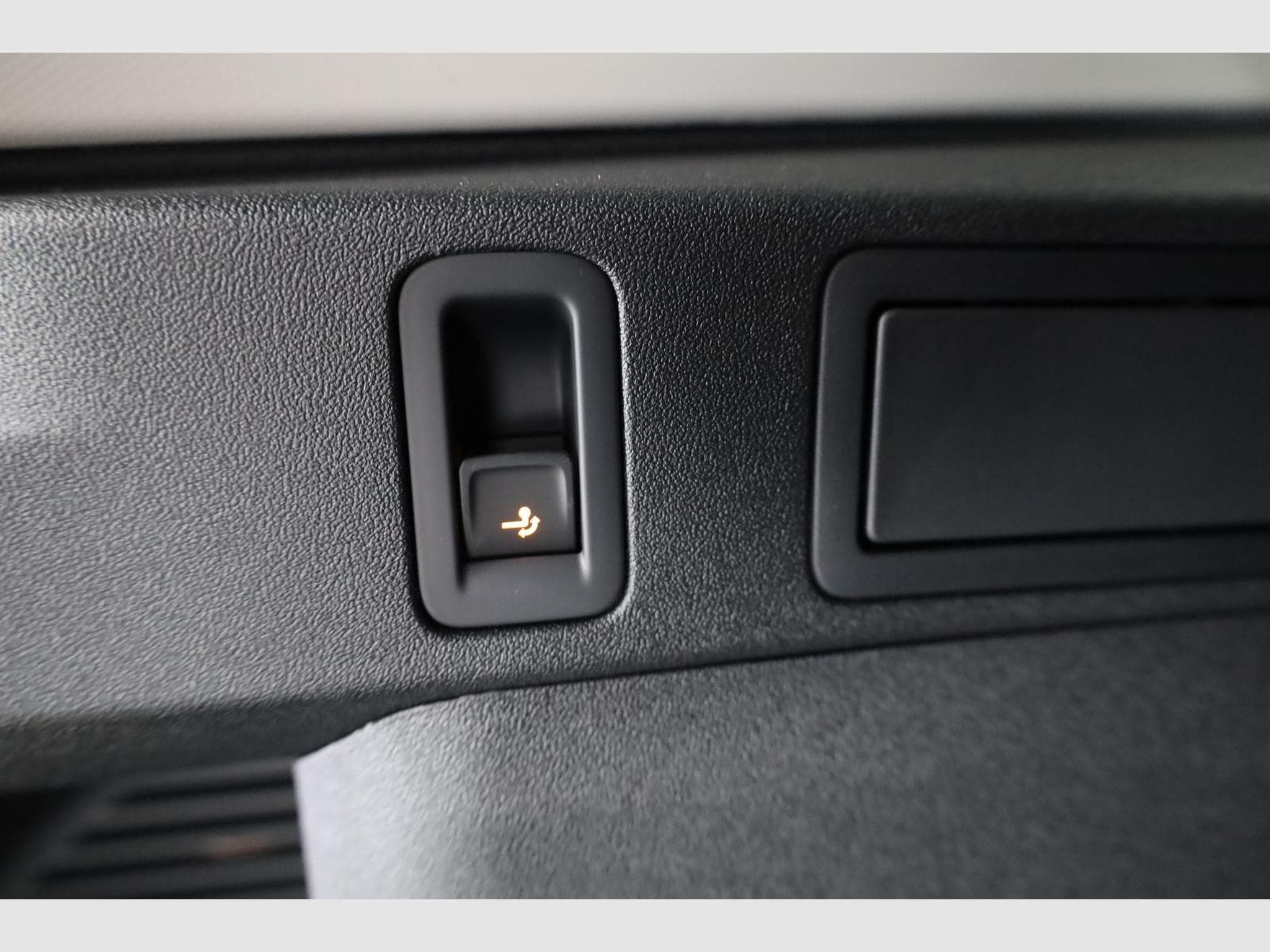 VW Tiguan 1.5 TSI eHybrid 150 kW Life (2025) - Foto 12