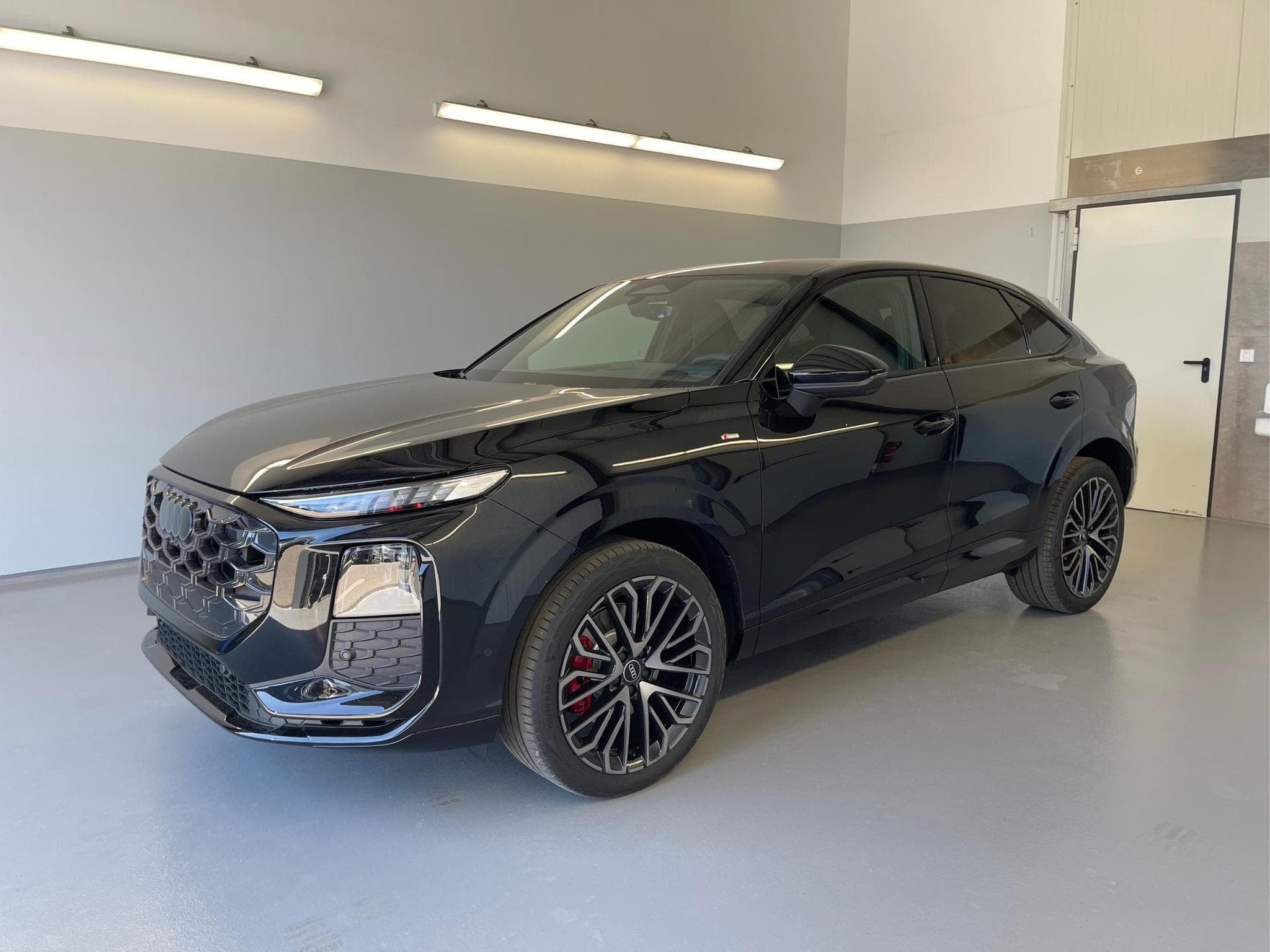 Audi Q3 Sportback NEU (2026) - Foto 1
