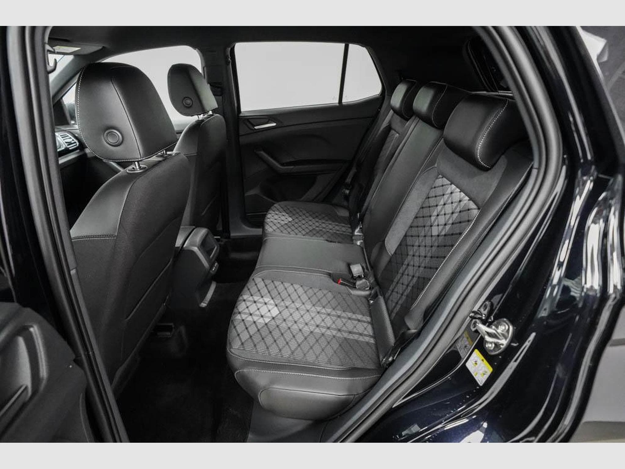 VW T-Cross 1,0 TSI DSG (2026) - Foto 16