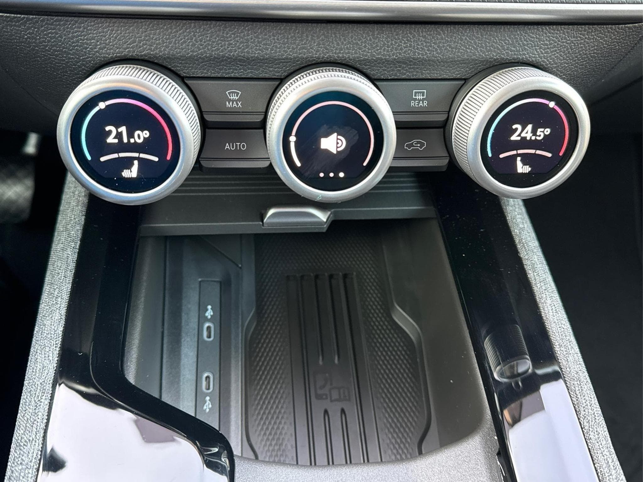 Skoda Superb Selection (2026) - Foto 25