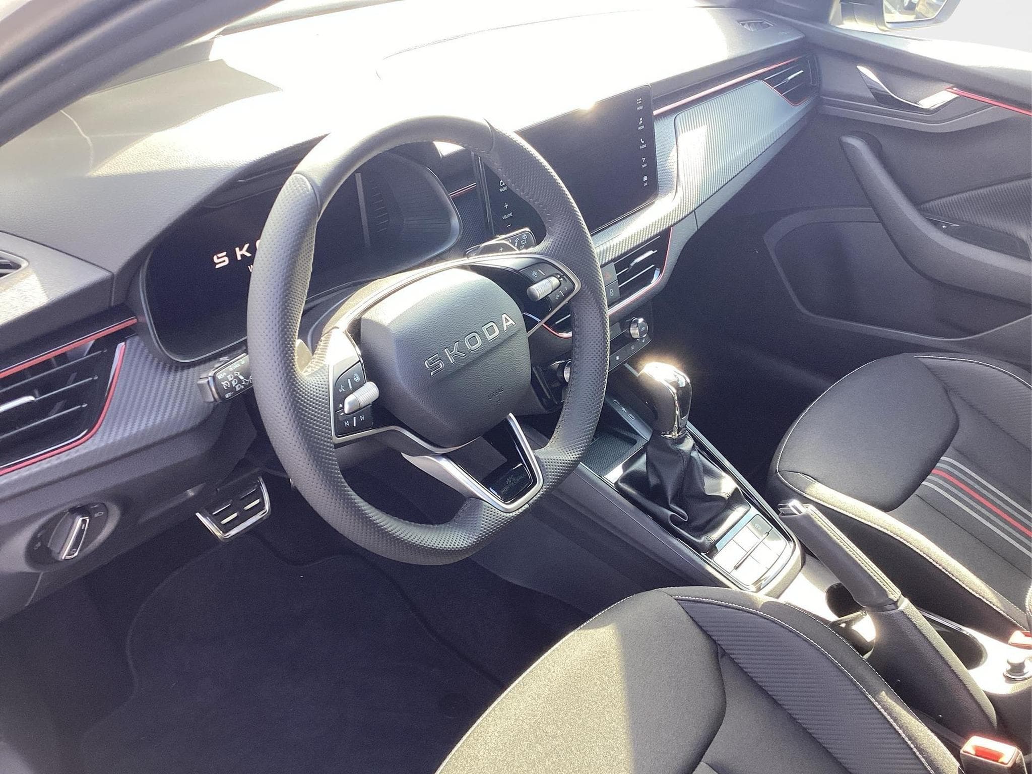 Skoda Scala Monte Carlo (2026) - Foto 8