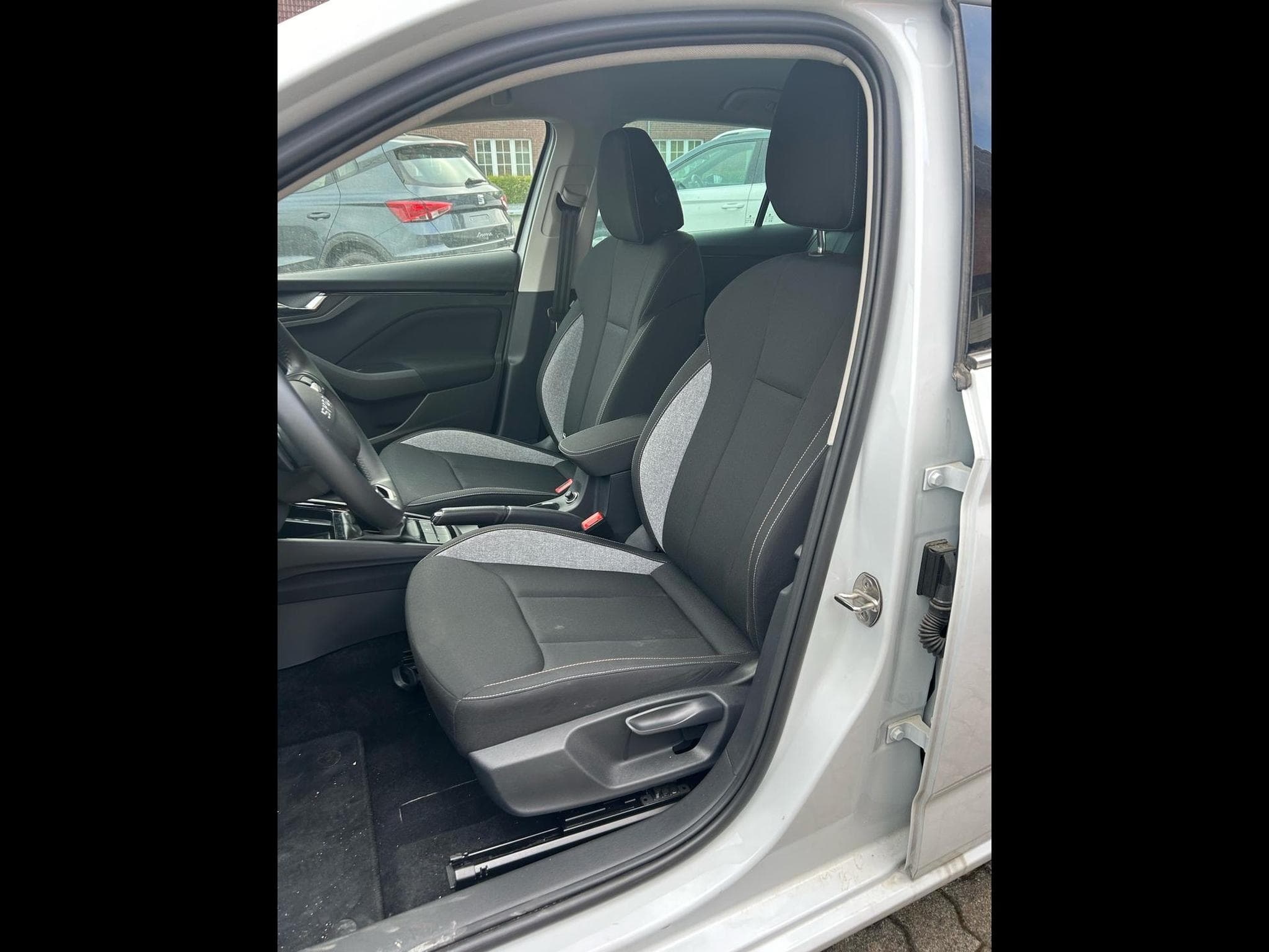 Skoda Scala Selection (2025) - Foto 1