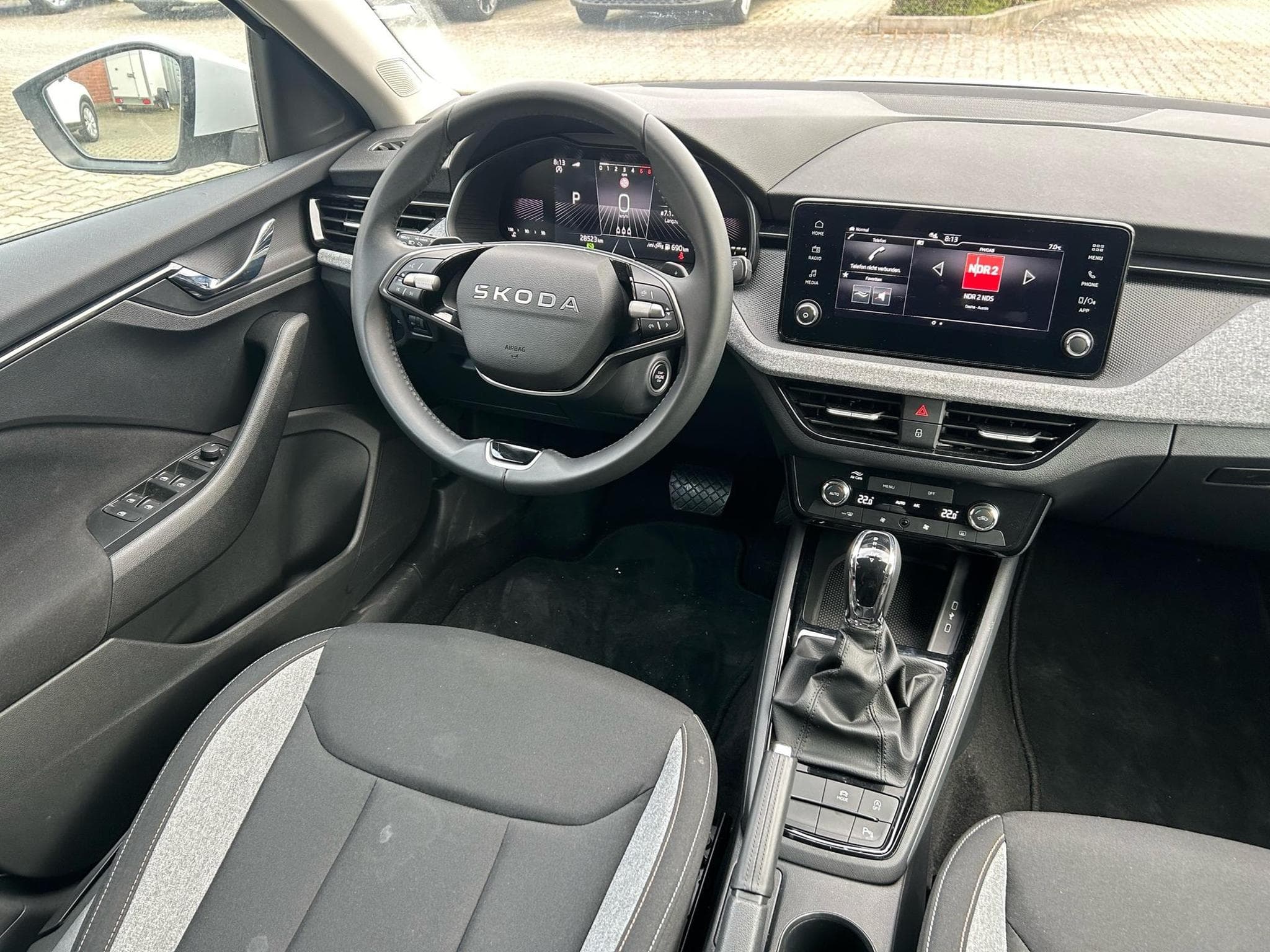 Skoda Scala Selection (2025) - Foto 2