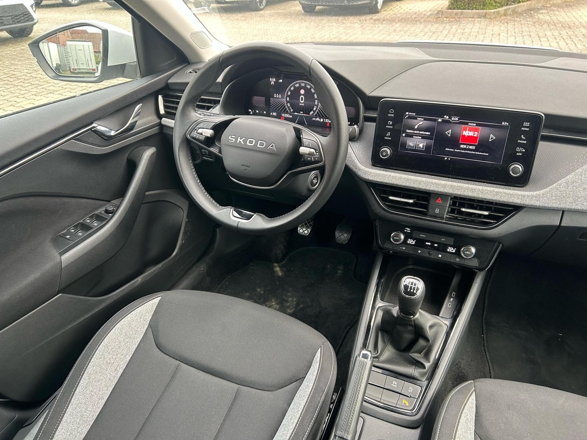 Skoda Scala Selection (2025) - Foto 1