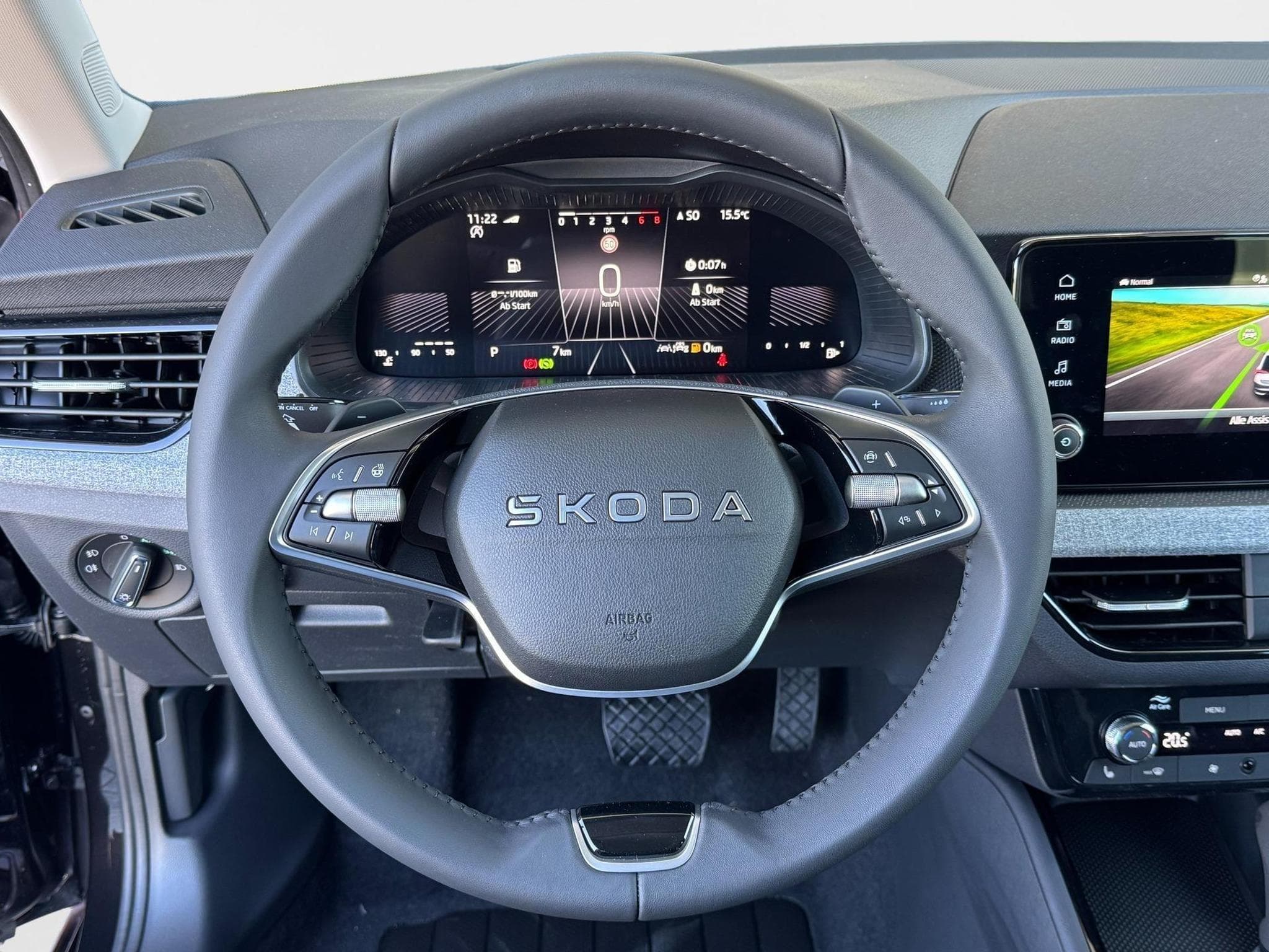 Skoda Scala Extra Plus (2026) - Foto 11