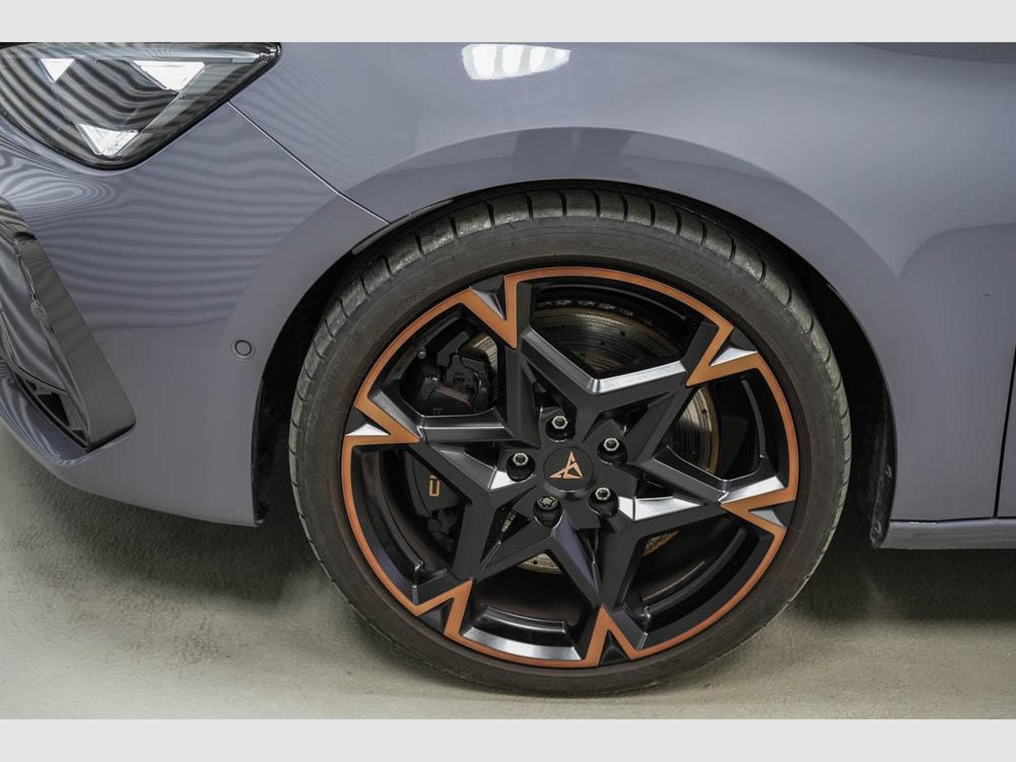 Cupra Leon ST 2,0 TSI (2025) - Photo 5