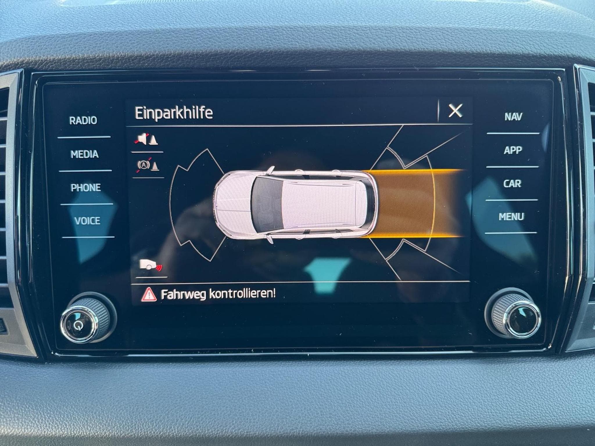 Skoda Karoq Sportline (2026) - Photo 19