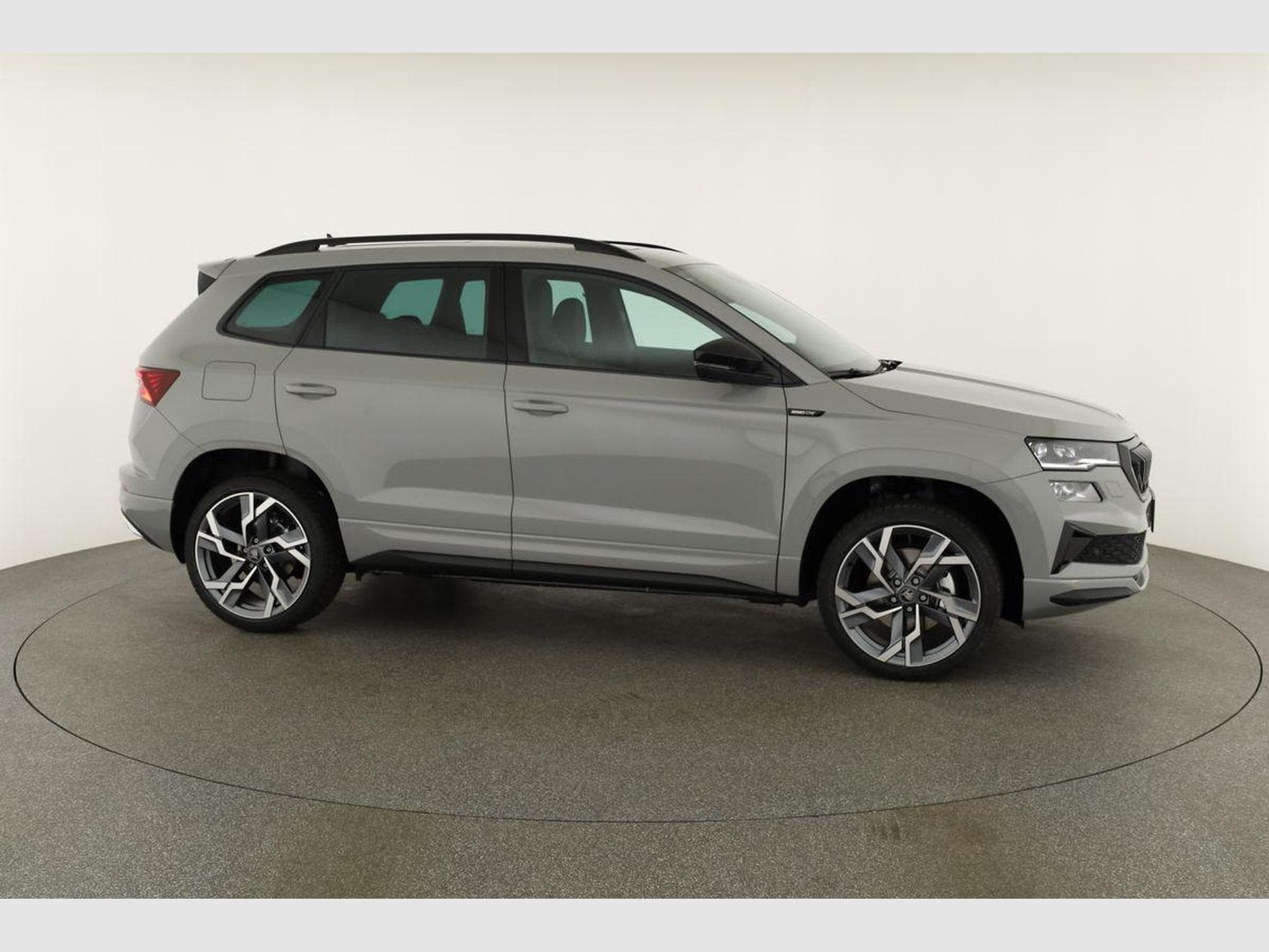 Skoda Karoq Sportline (2026) - Foto 24