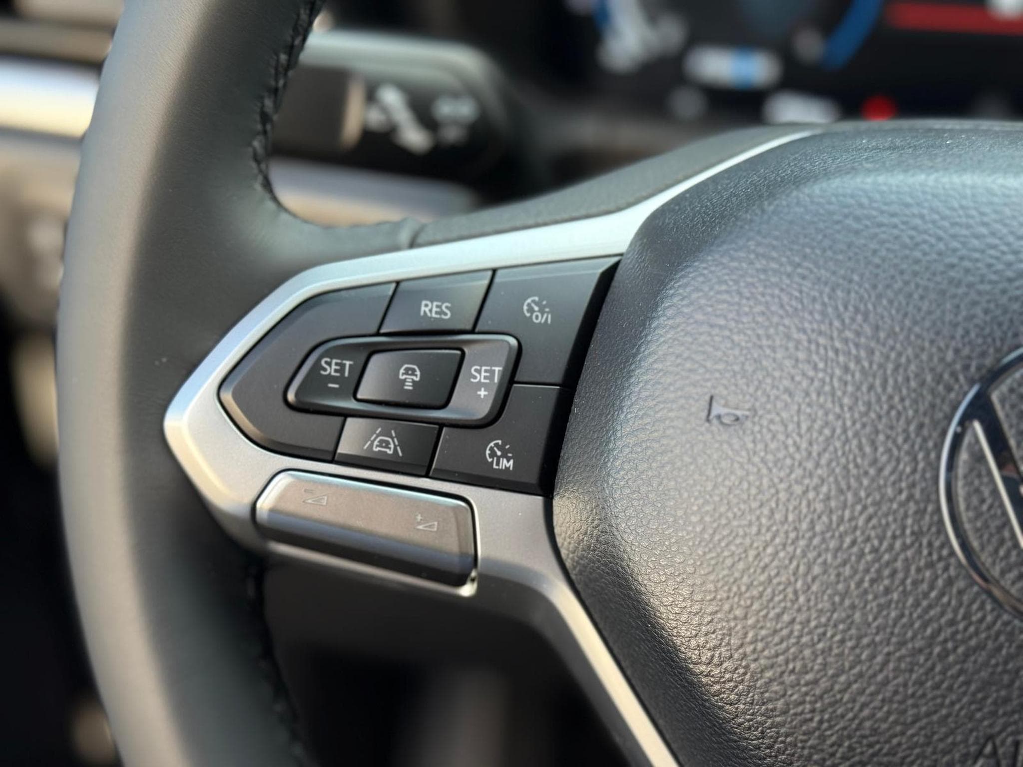 VW Amarok DC Aventura (2025) - Photo 10